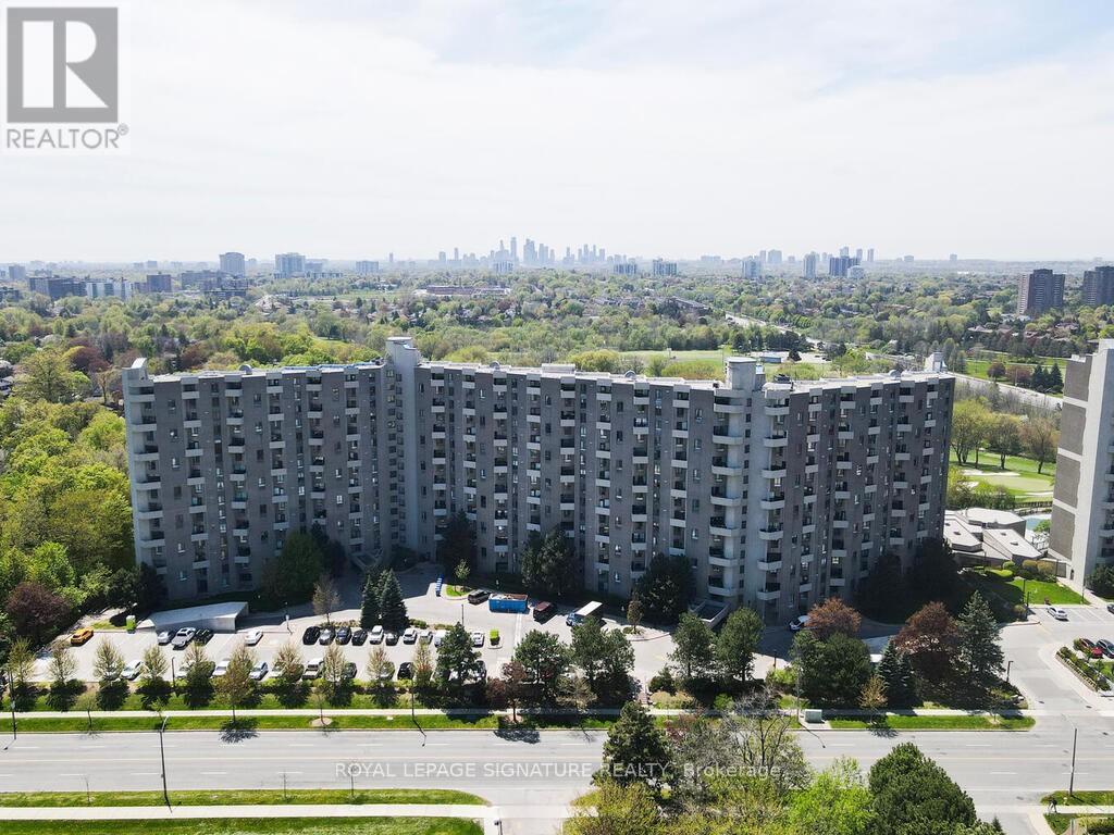 F19 - 288 Mill Road, Toronto (markland Wood), Ontario