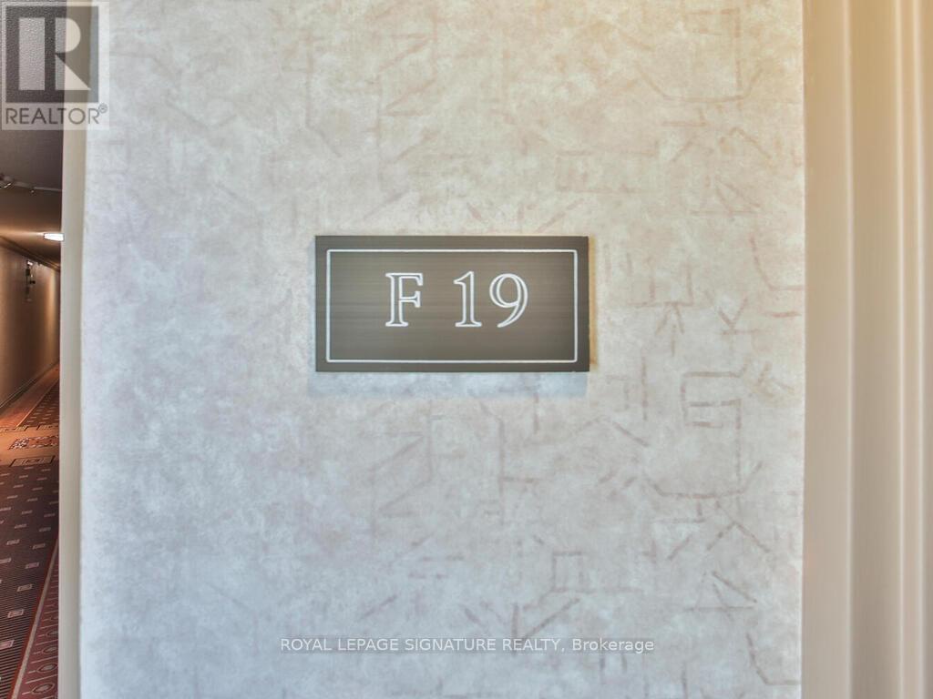 F19 - 288 Mill Road, Toronto (markland Wood), Ontario