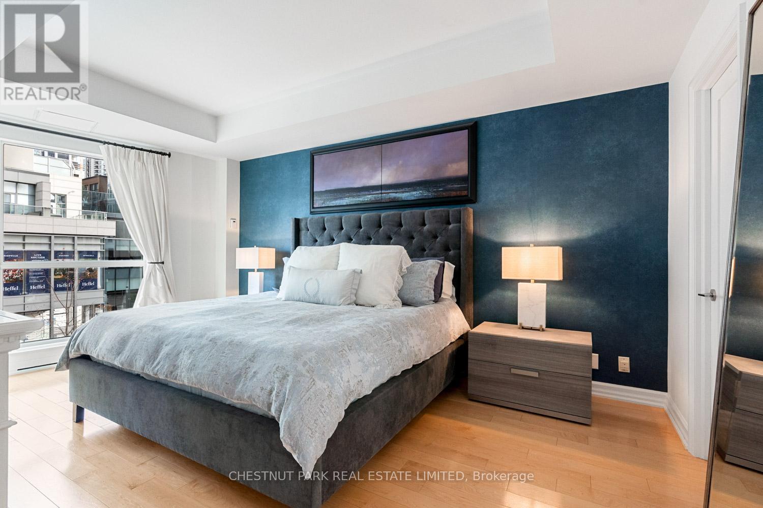 304 - 38 Avenue Road, Toronto (annex), Ontario