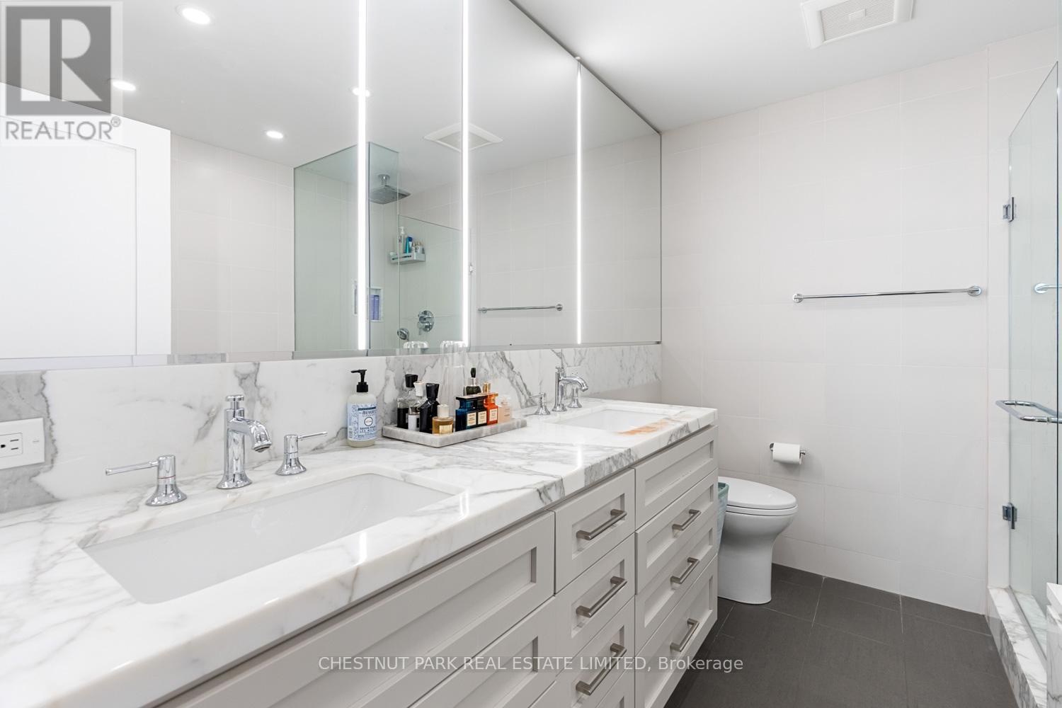 304 - 38 Avenue Road, Toronto (annex), Ontario