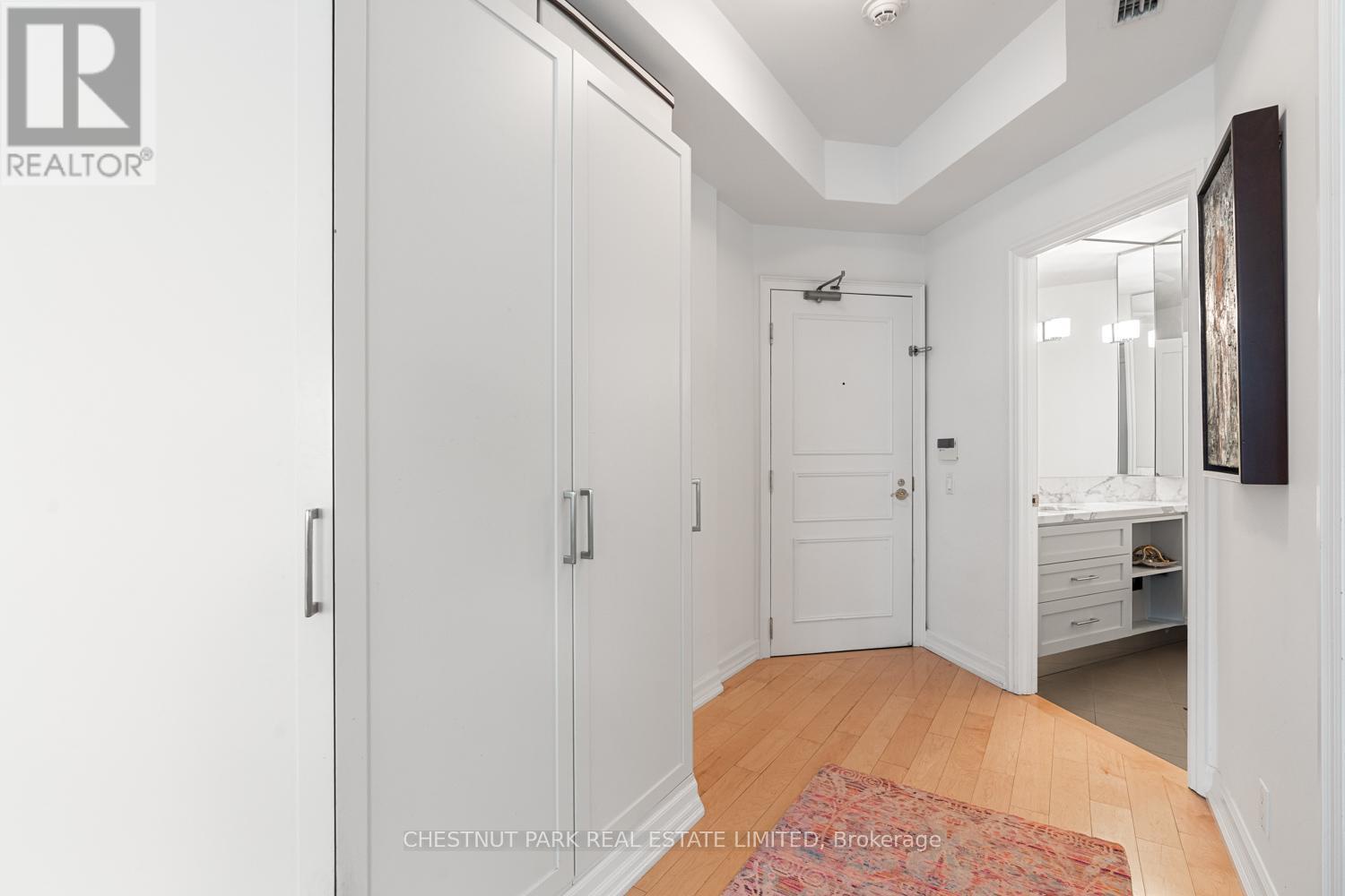 304 - 38 Avenue Road, Toronto (annex), Ontario