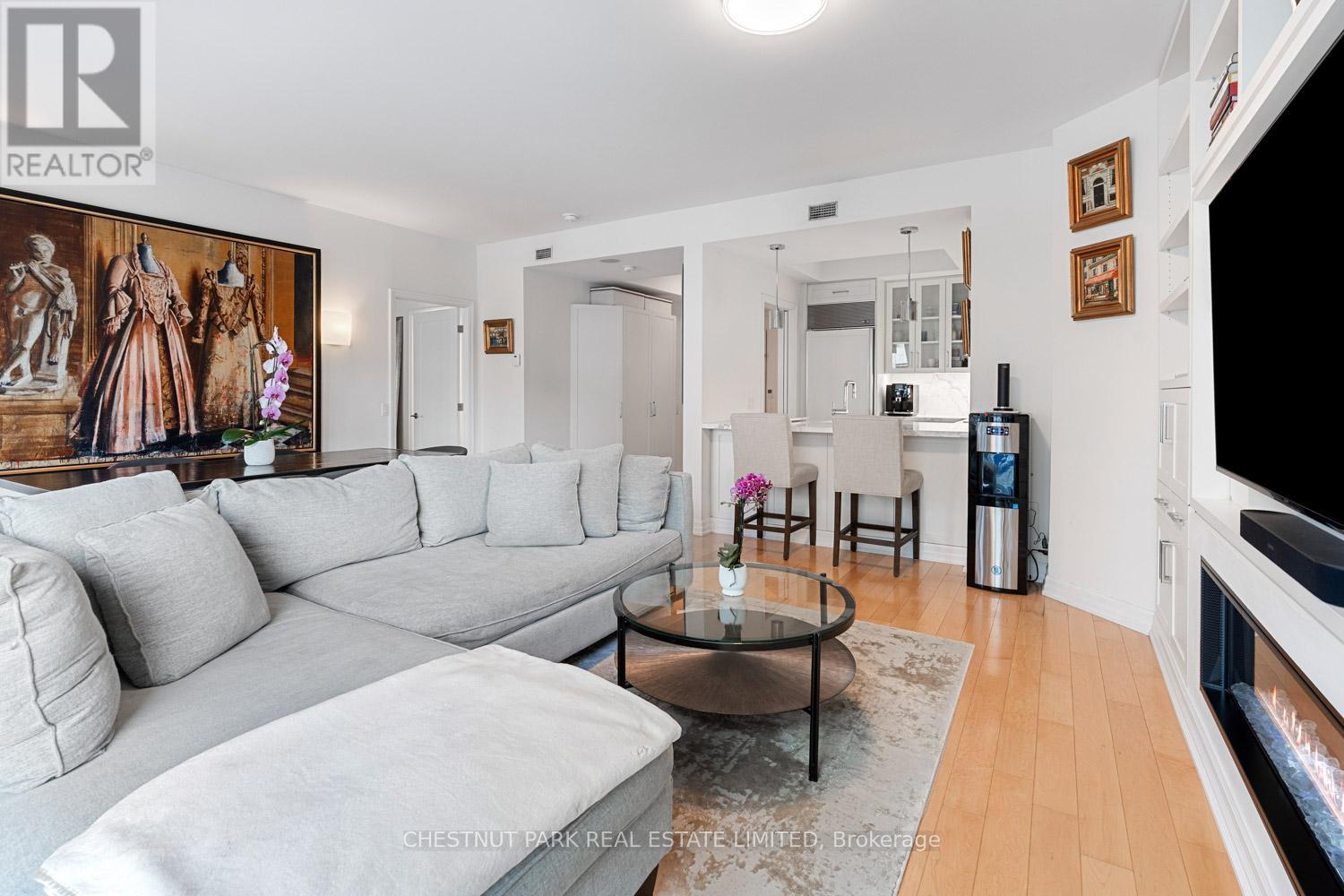 304 - 38 Avenue Road, Toronto (annex), Ontario