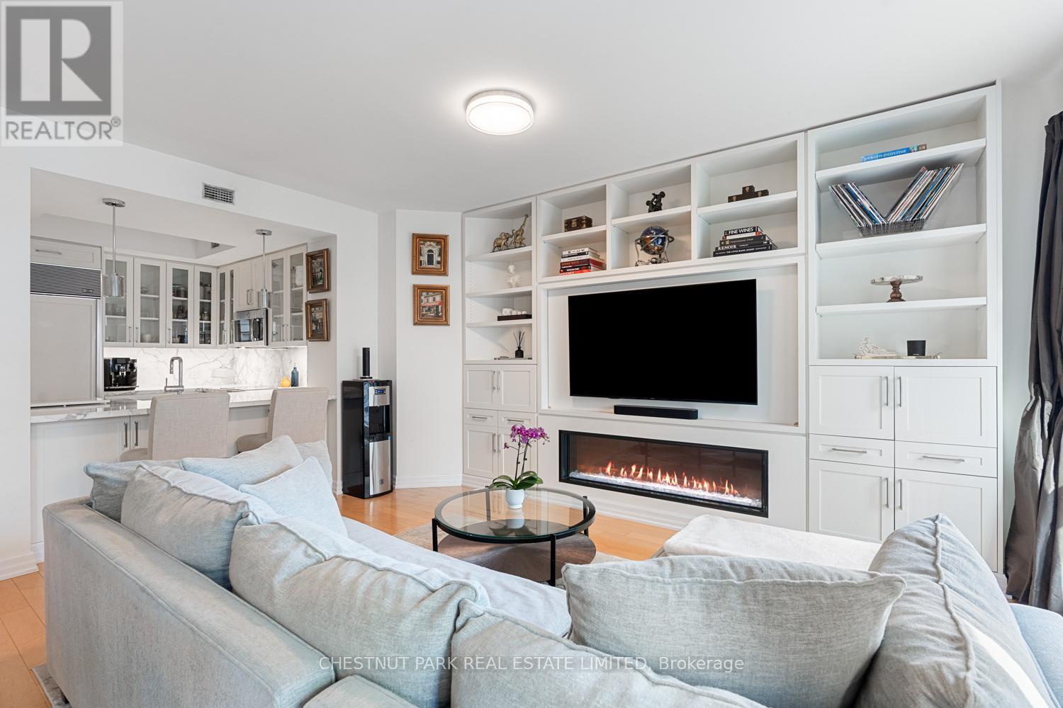 304 - 38 Avenue Road, Toronto (annex), Ontario