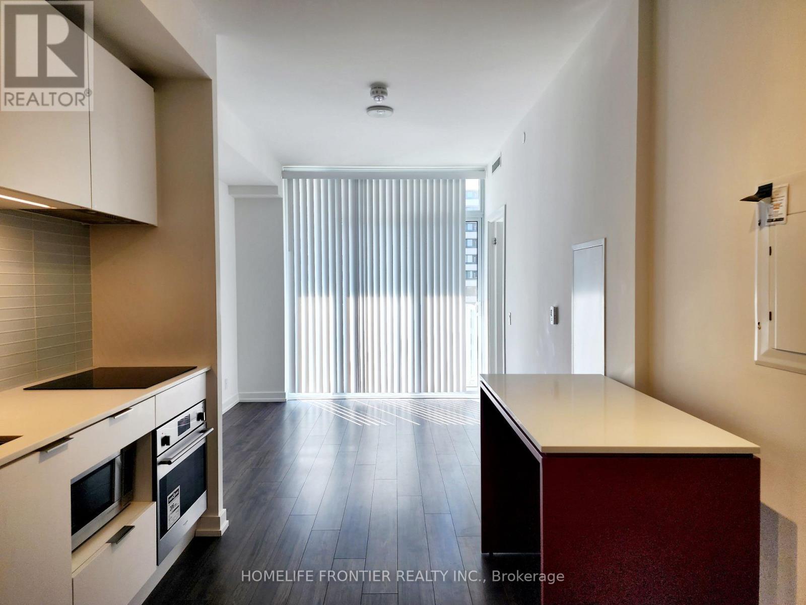 717 - 33 Helendale Avenue, Toronto (yonge-eglinton), Ontario