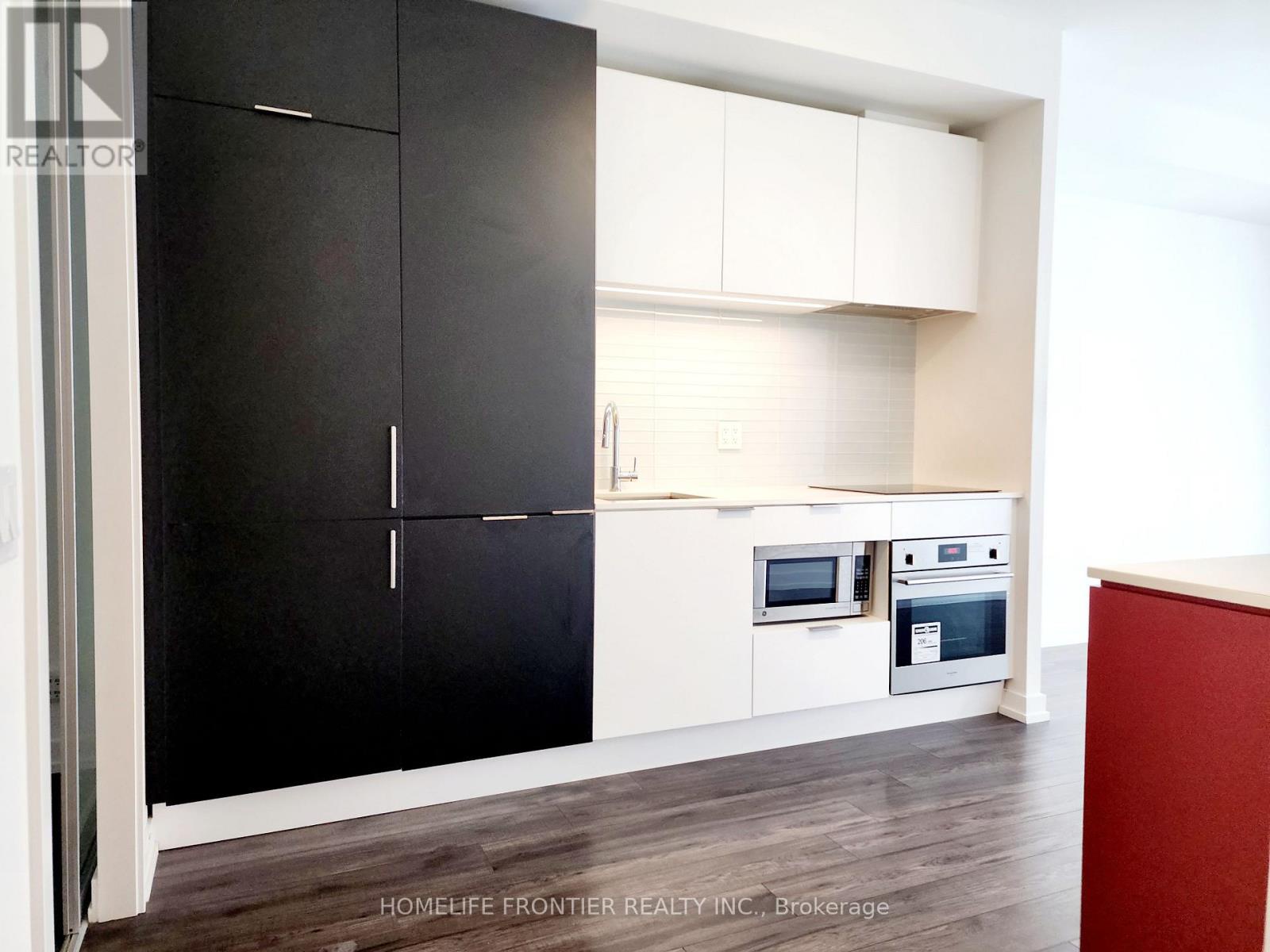 717 - 33 Helendale Avenue, Toronto (yonge-eglinton), Ontario