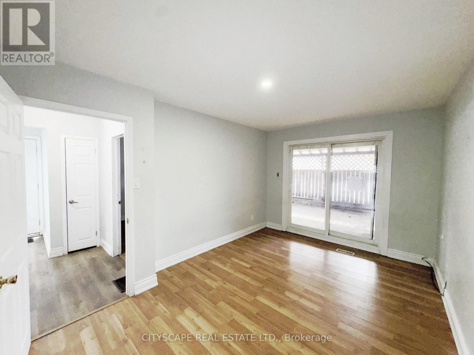 11 Melpham Court, Toronto (west Humber-clairville), Ontario