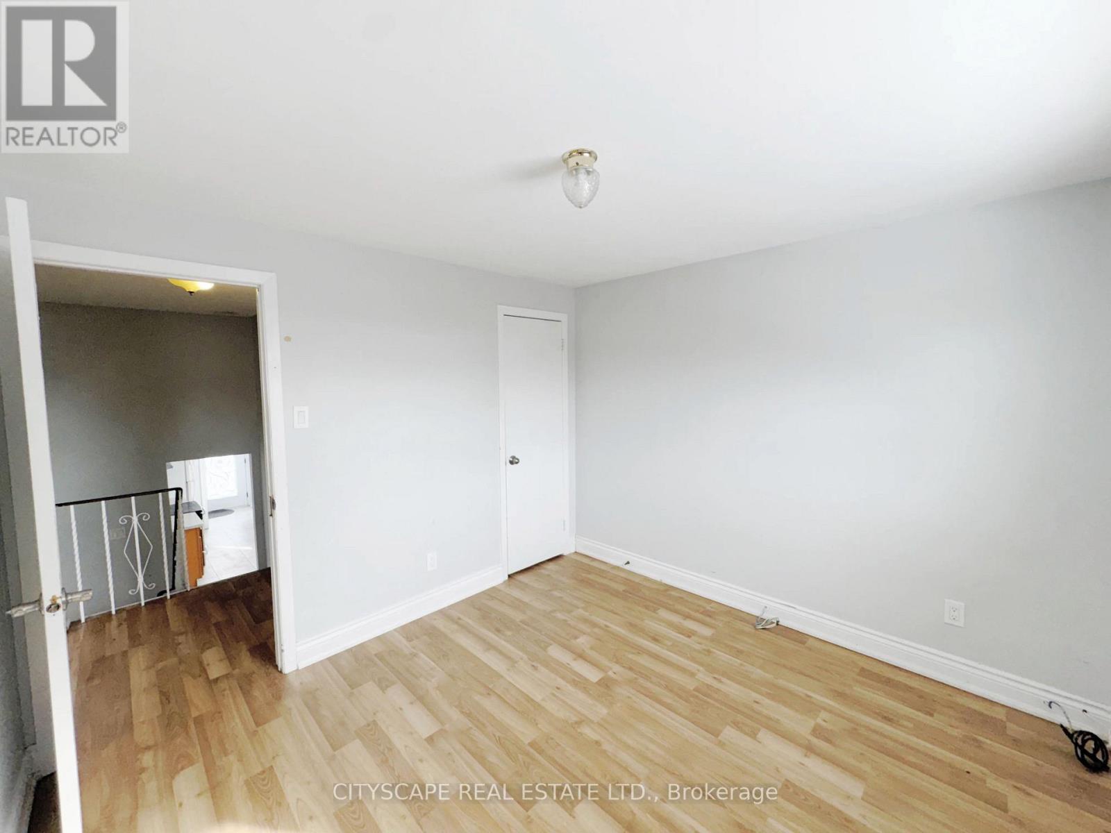 11 Melpham Court, Toronto (west Humber-clairville), Ontario