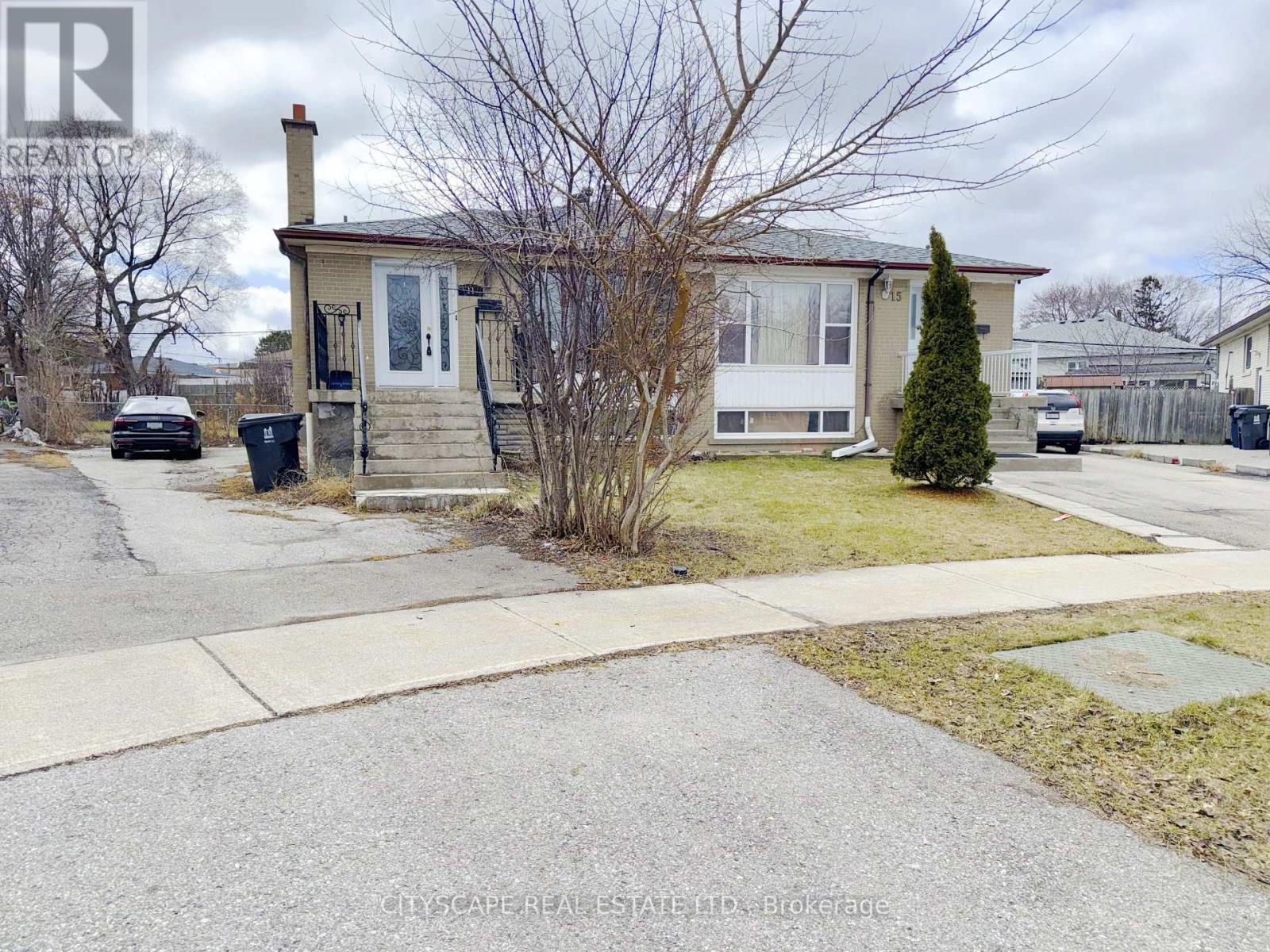 11 Melpham Court, Toronto (west Humber-clairville), Ontario