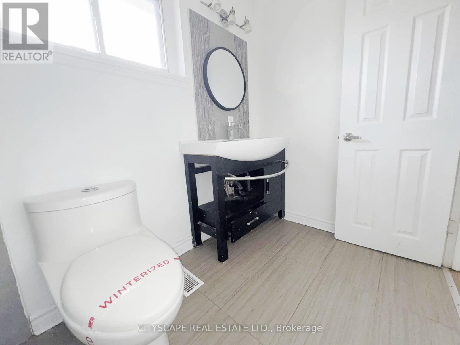 11 Melpham Court, Toronto (west Humber-clairville), Ontario