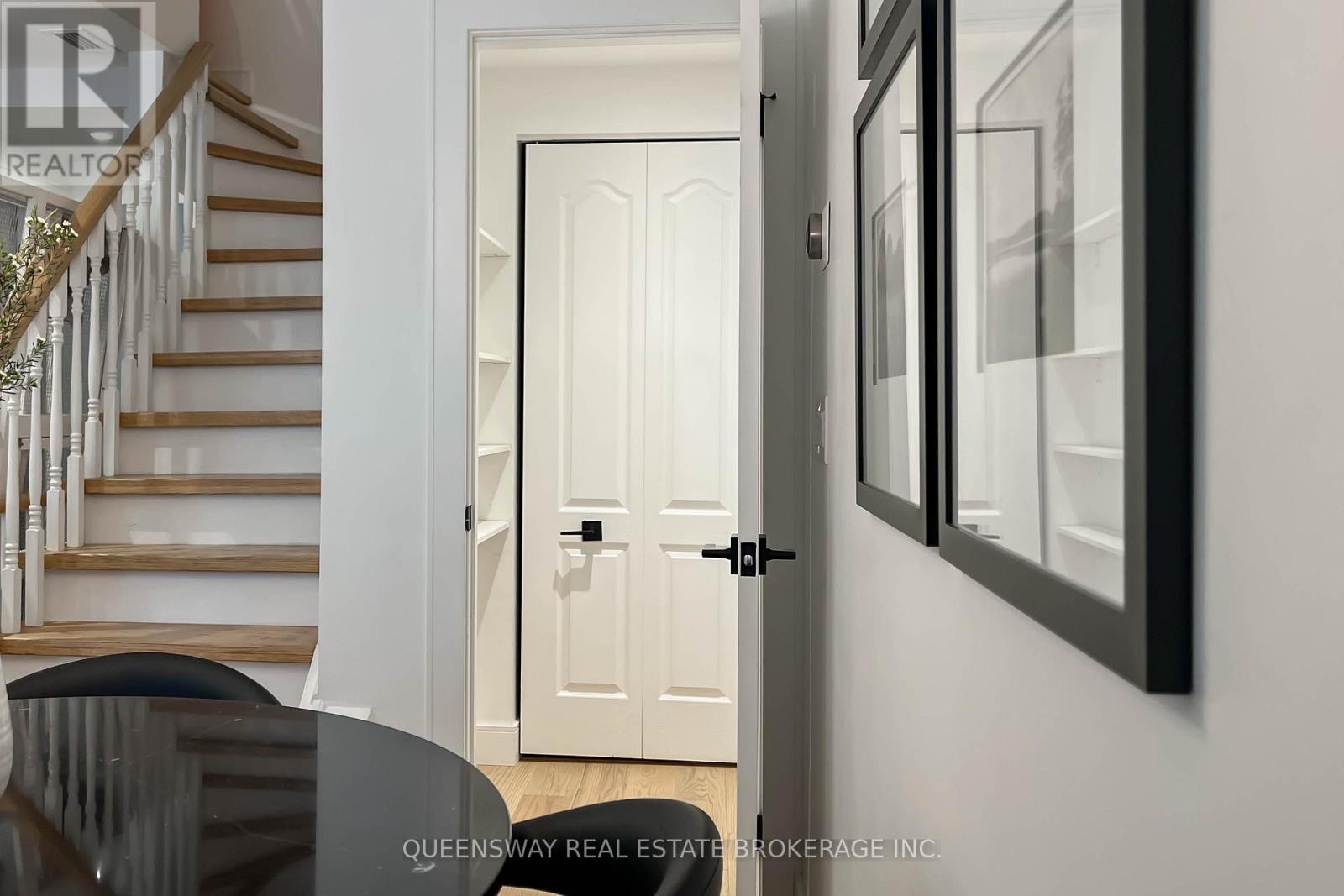 19 - 232 St. George Street, Toronto (annex), Ontario