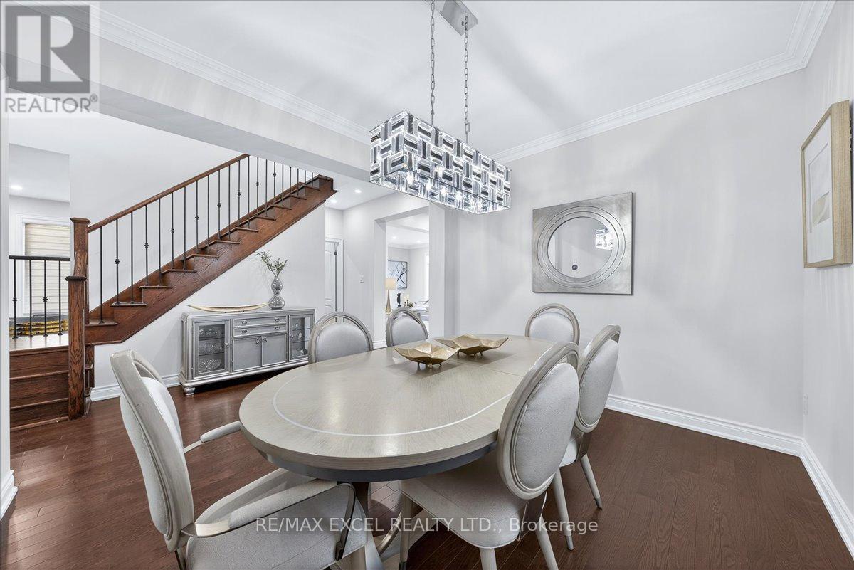 10 Deer Pass Road, East Gwillimbury (sharon), Ontario