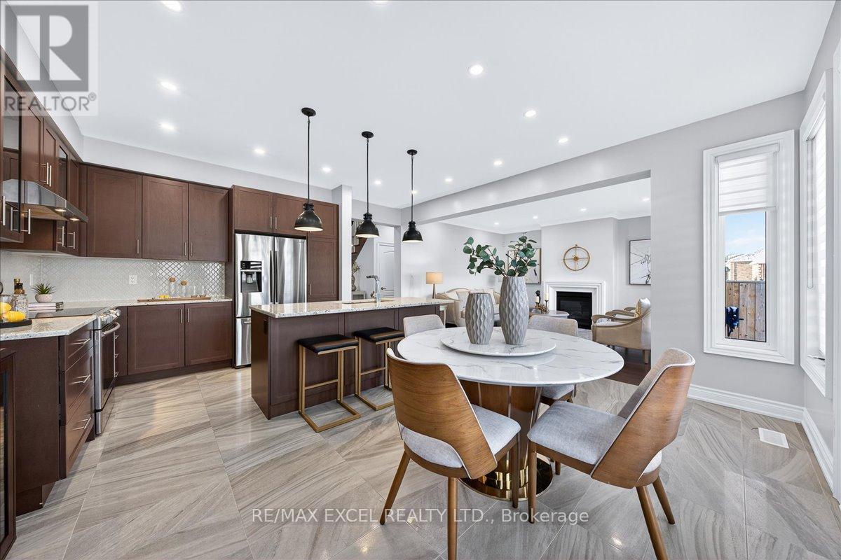 10 Deer Pass Road, East Gwillimbury (sharon), Ontario