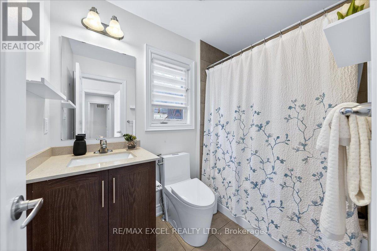 10 Deer Pass Road, East Gwillimbury (sharon), Ontario