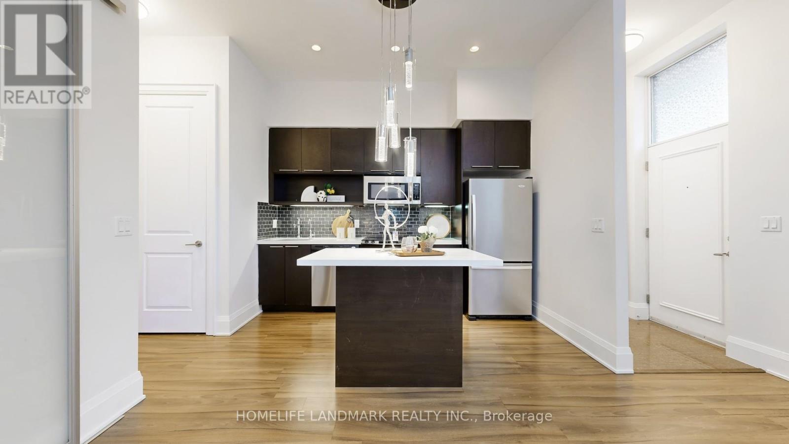 L05 - 100 Harrison Garden Boulevard, Toronto (willowdale East), Ontario