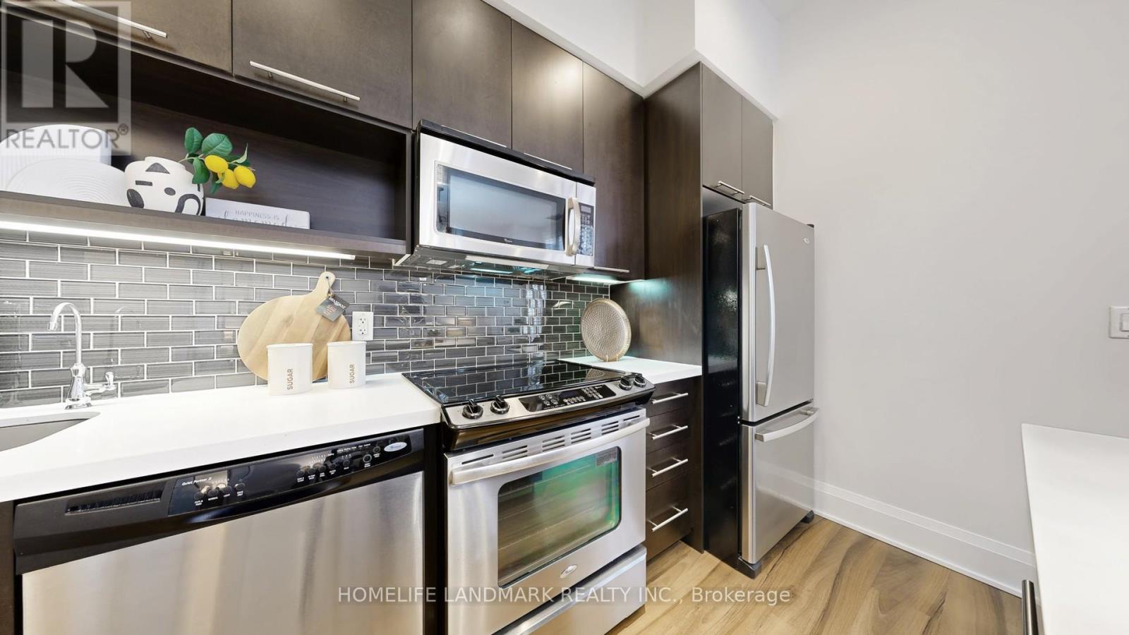 L05 - 100 Harrison Garden Boulevard, Toronto (willowdale East), Ontario