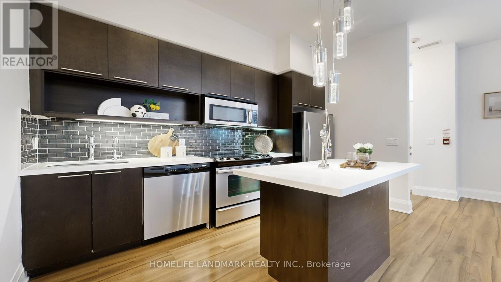 L05 - 100 Harrison Garden Boulevard, Toronto (willowdale East), Ontario