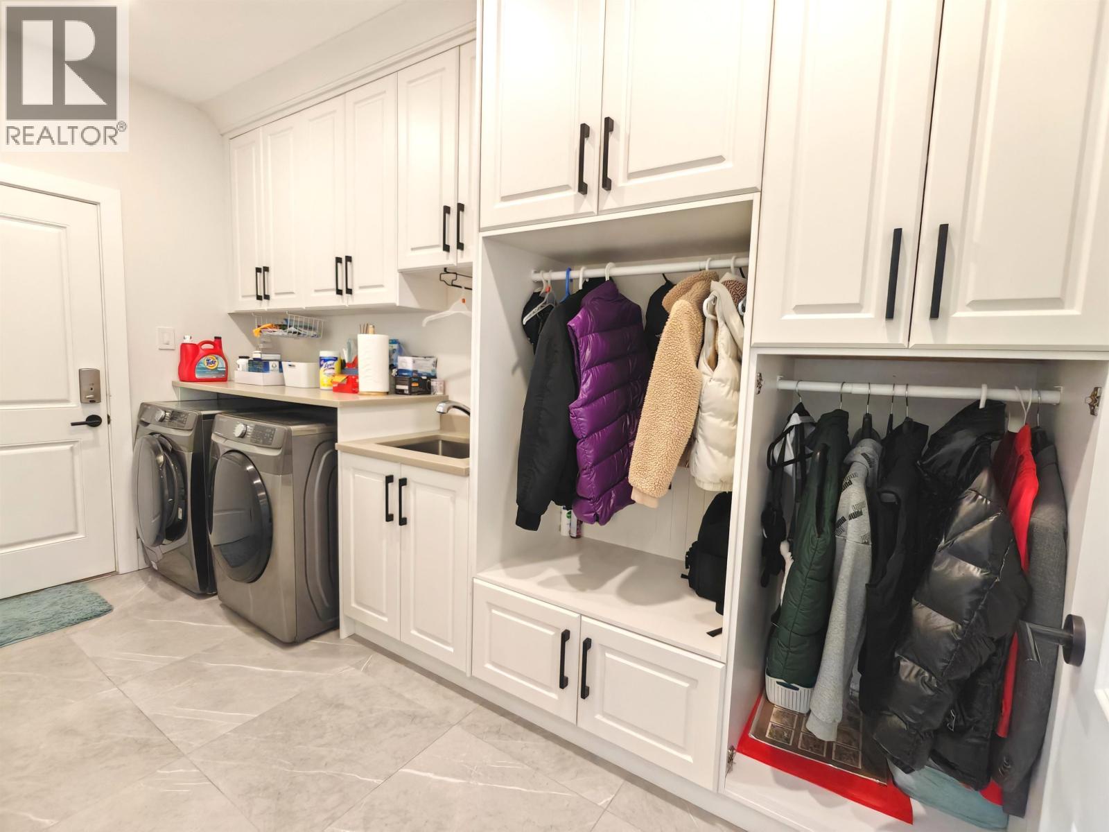 2280 Mclennan Avenue, Richmond, British Columbia