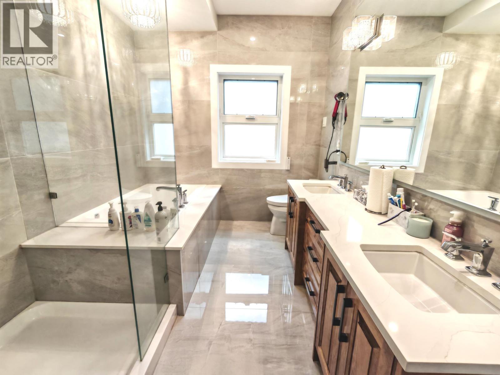 2280 Mclennan Avenue, Richmond, British Columbia