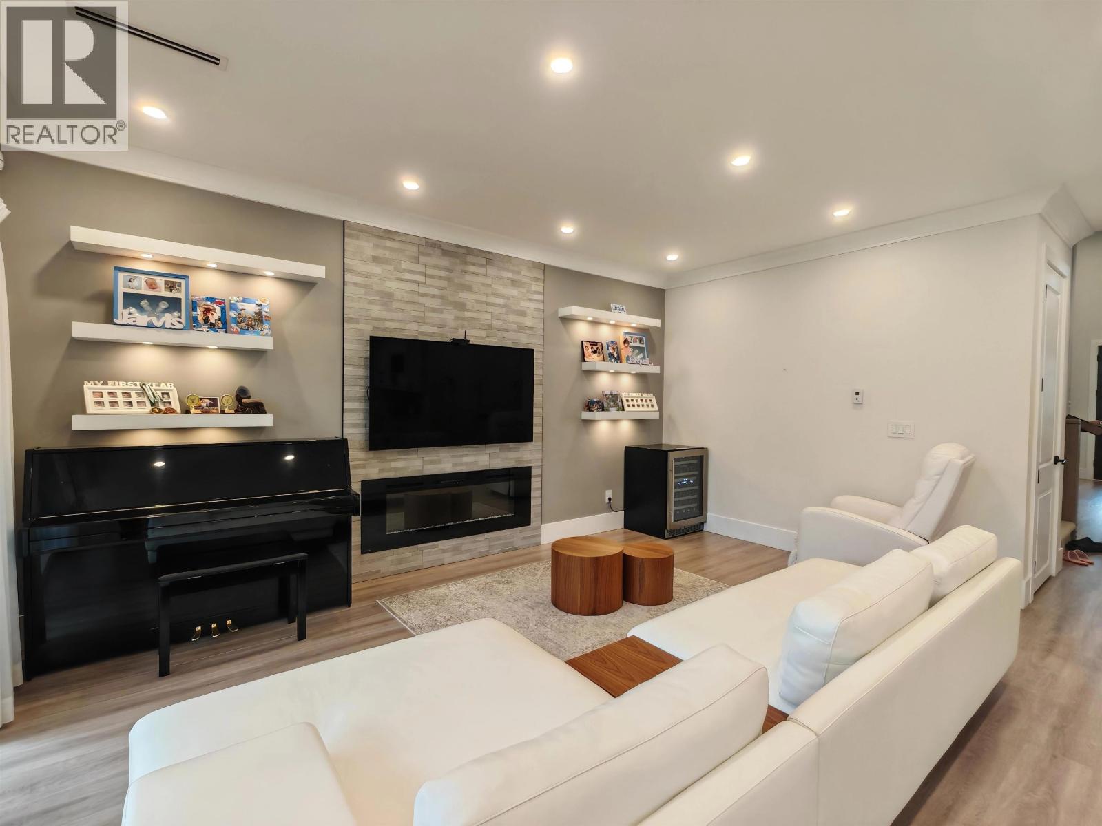 2280 Mclennan Avenue, Richmond, British Columbia