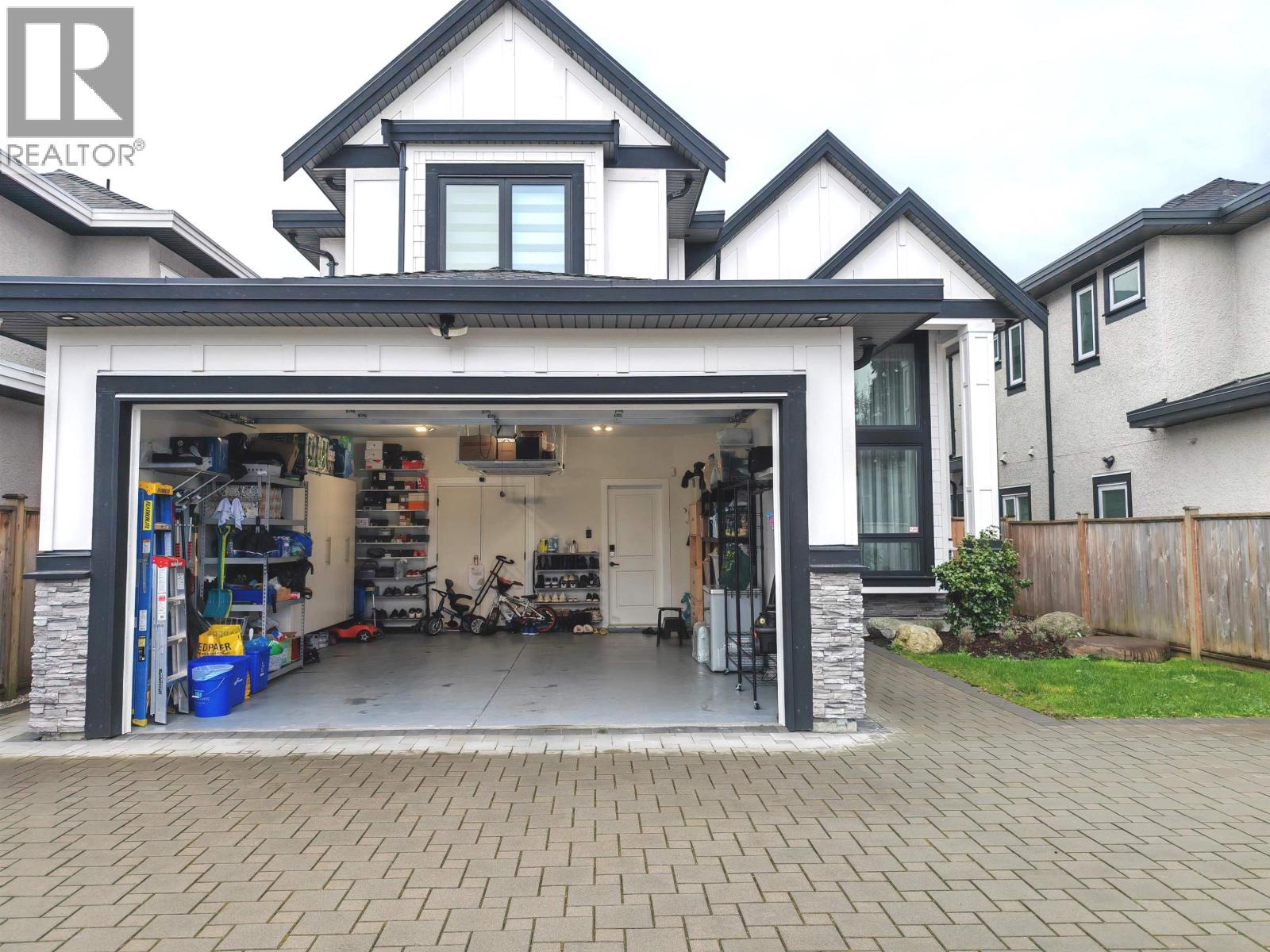 2280 Mclennan Avenue, Richmond, British Columbia