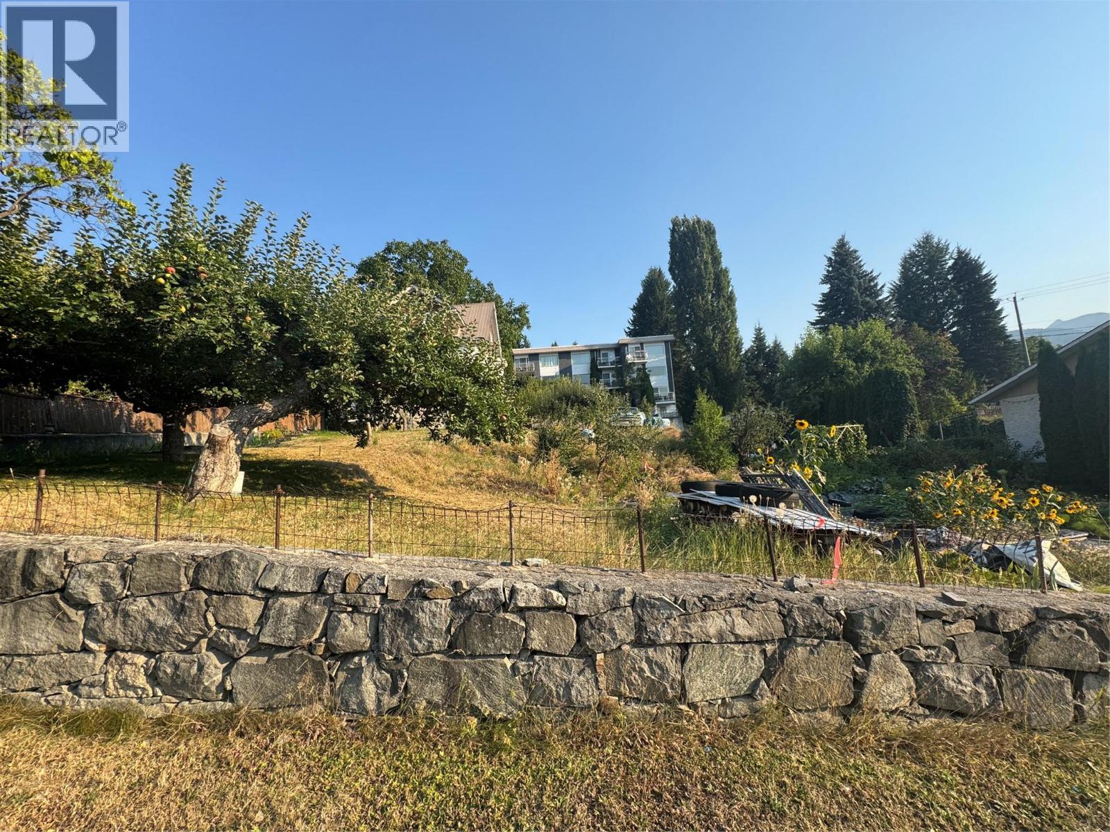 Robson Street Lot# 6, Nelson, British Columbia