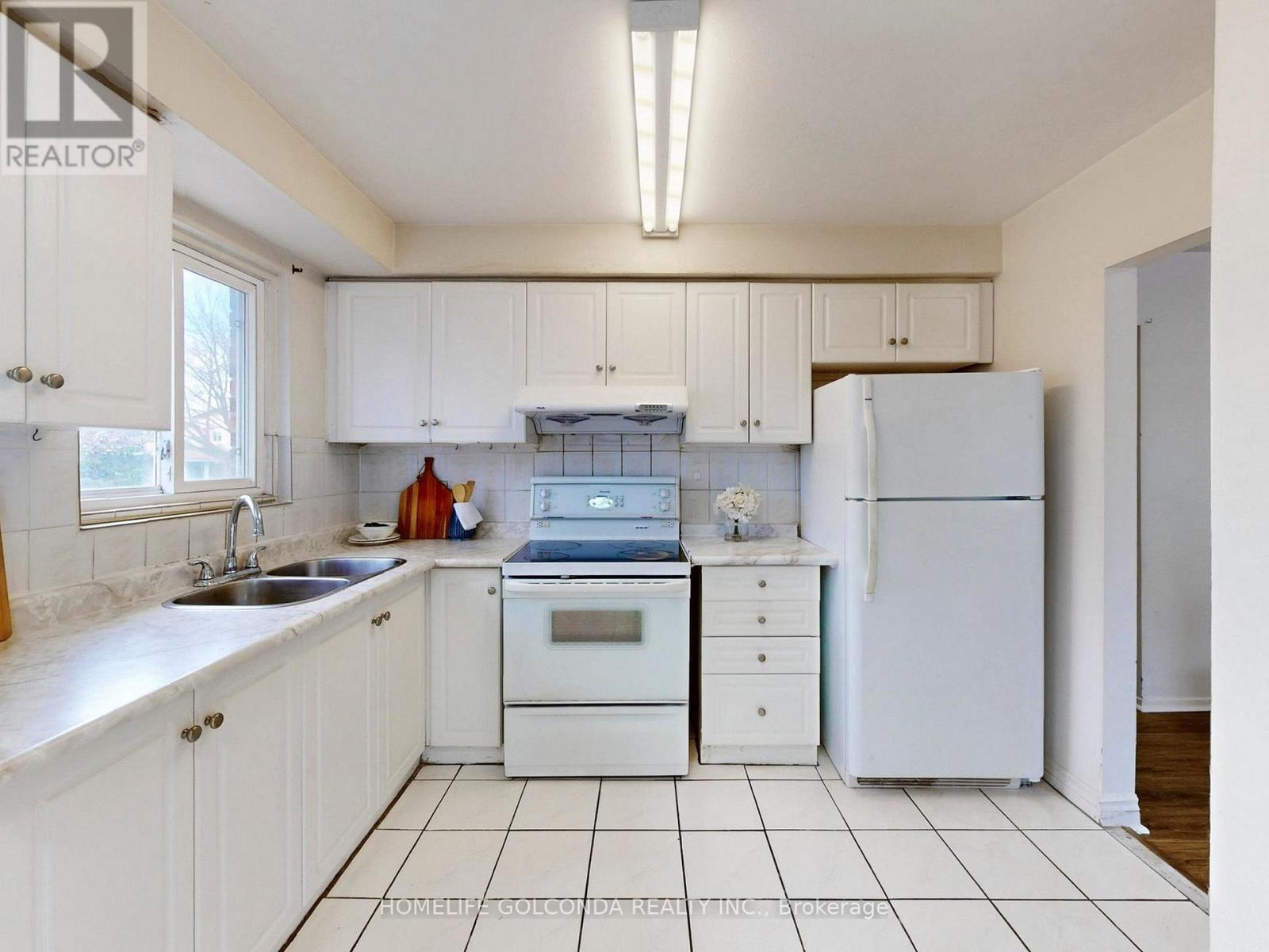 81 Sexton Crescent, Toronto (hillcrest Village), Ontario