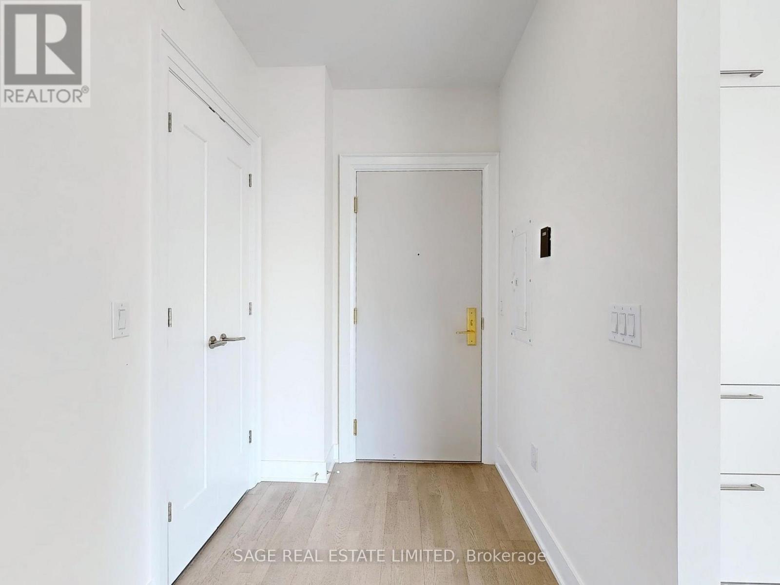 2102 - 88 Cumberland Street, Toronto (annex), Ontario