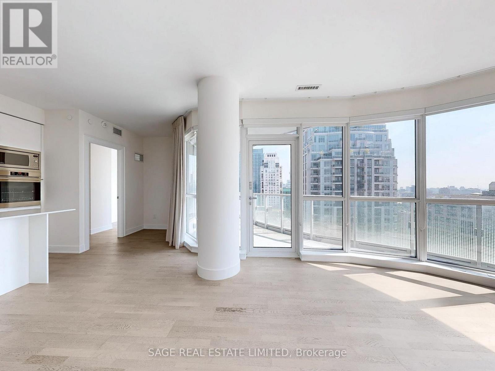 2102 - 88 Cumberland Street, Toronto (annex), Ontario