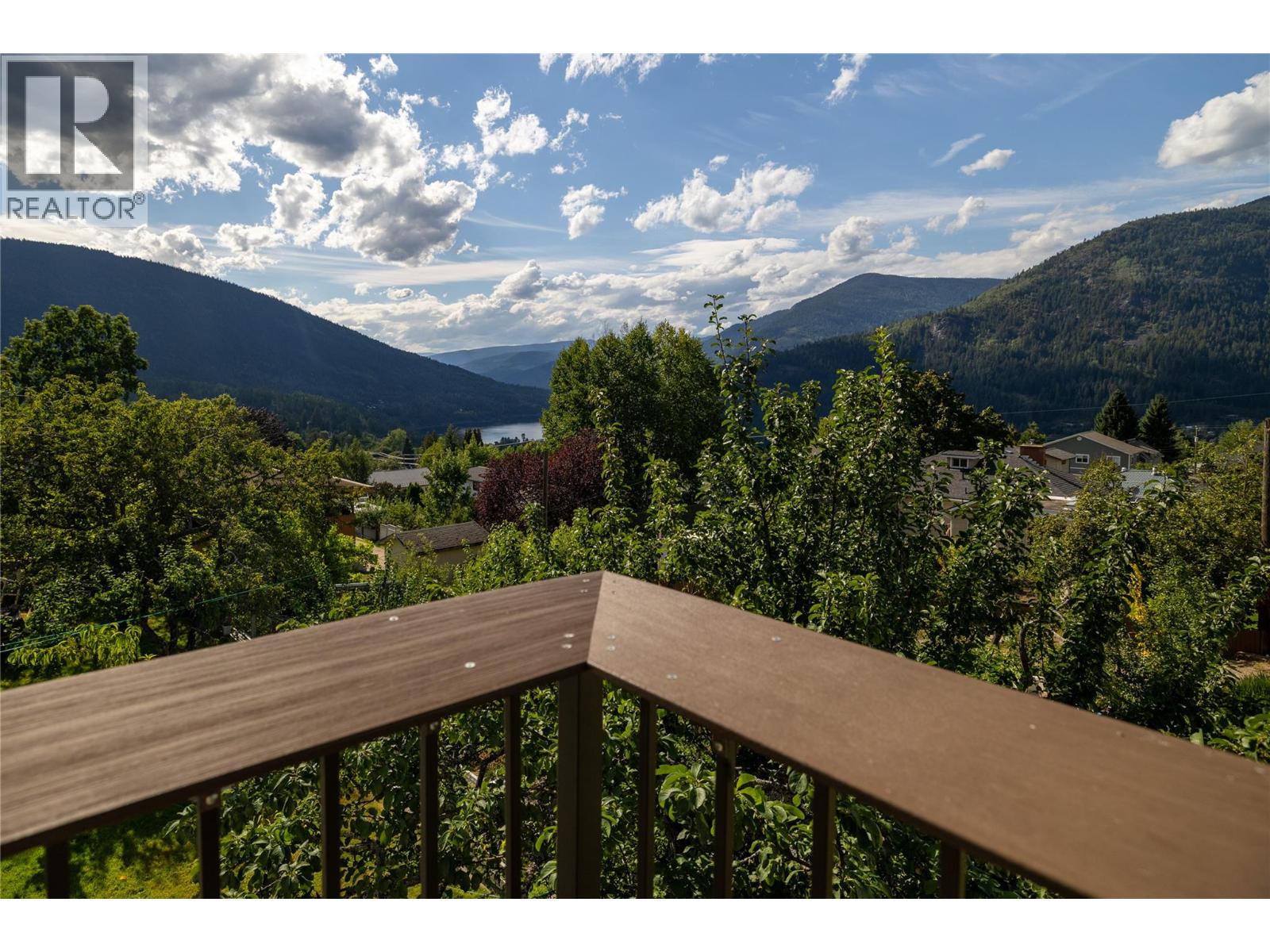 1324 Cedar Street, Nelson, British Columbia