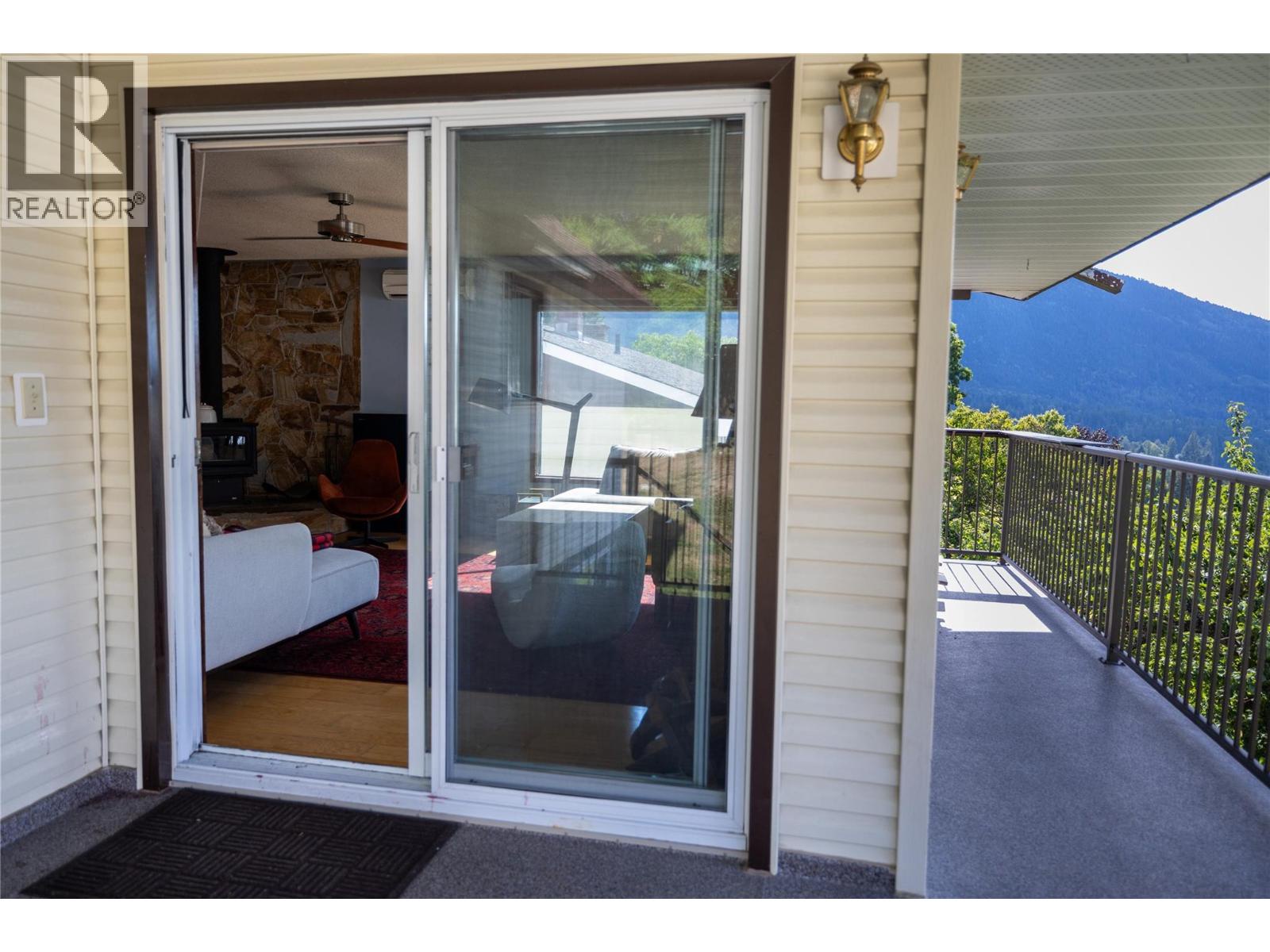 1324 Cedar Street, Nelson, British Columbia