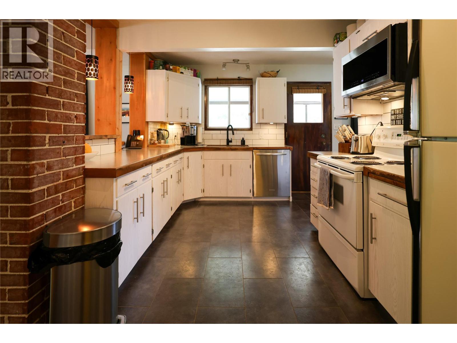 1324 Cedar Street, Nelson, British Columbia