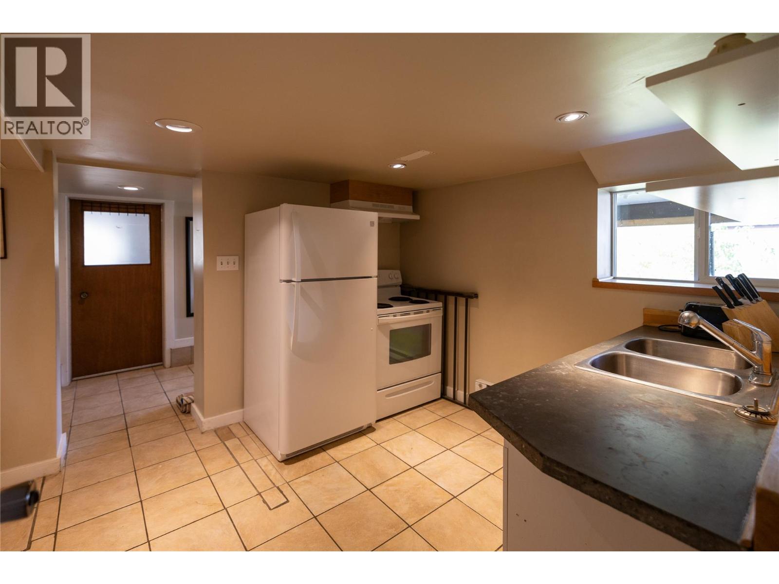 1324 Cedar Street, Nelson, British Columbia