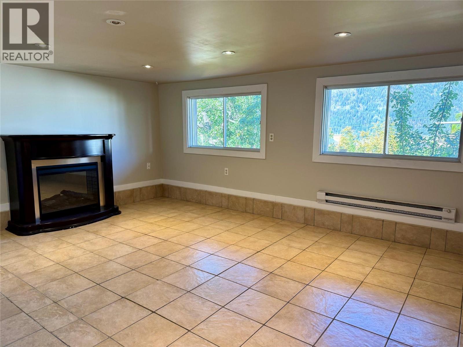 1324 Cedar Street, Nelson, British Columbia