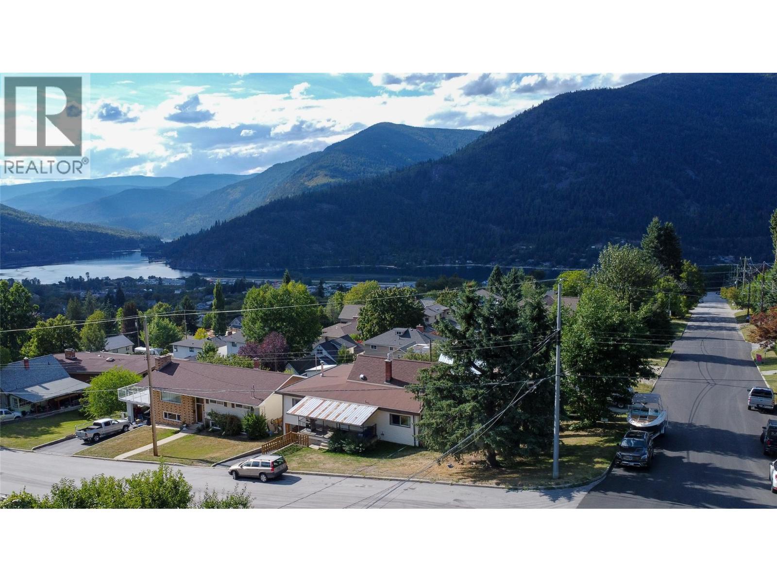 1324 Cedar Street, Nelson, British Columbia