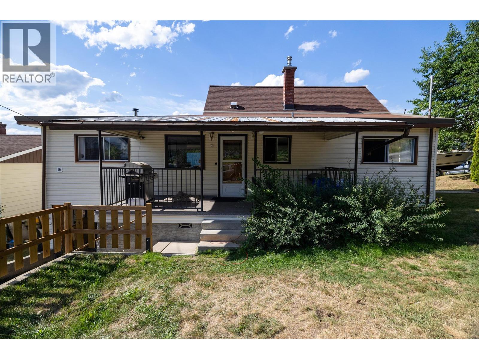 1324 Cedar Street, Nelson, British Columbia