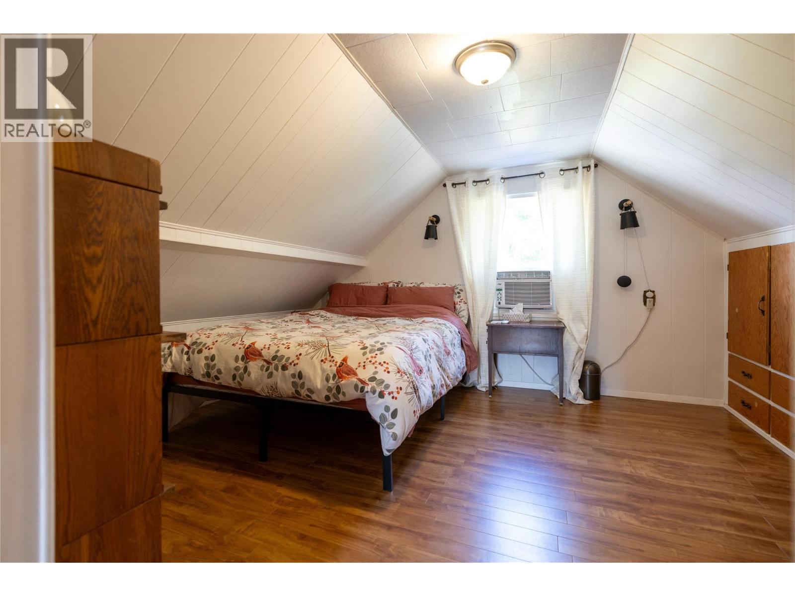 1324 Cedar Street, Nelson, British Columbia