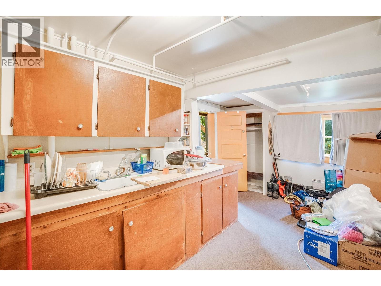 414 Falls Street, Nelson, British Columbia