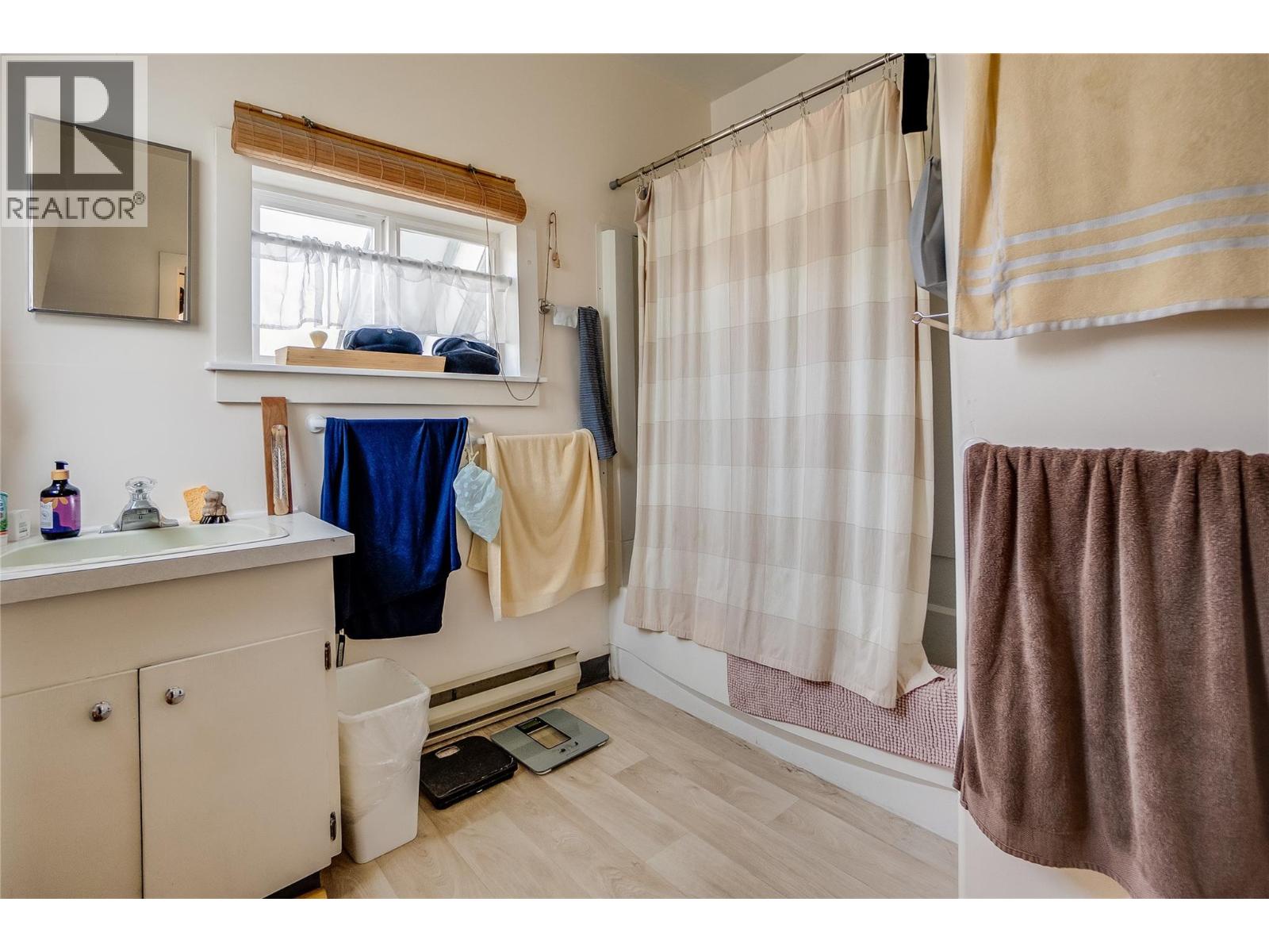 414 Falls Street, Nelson, British Columbia