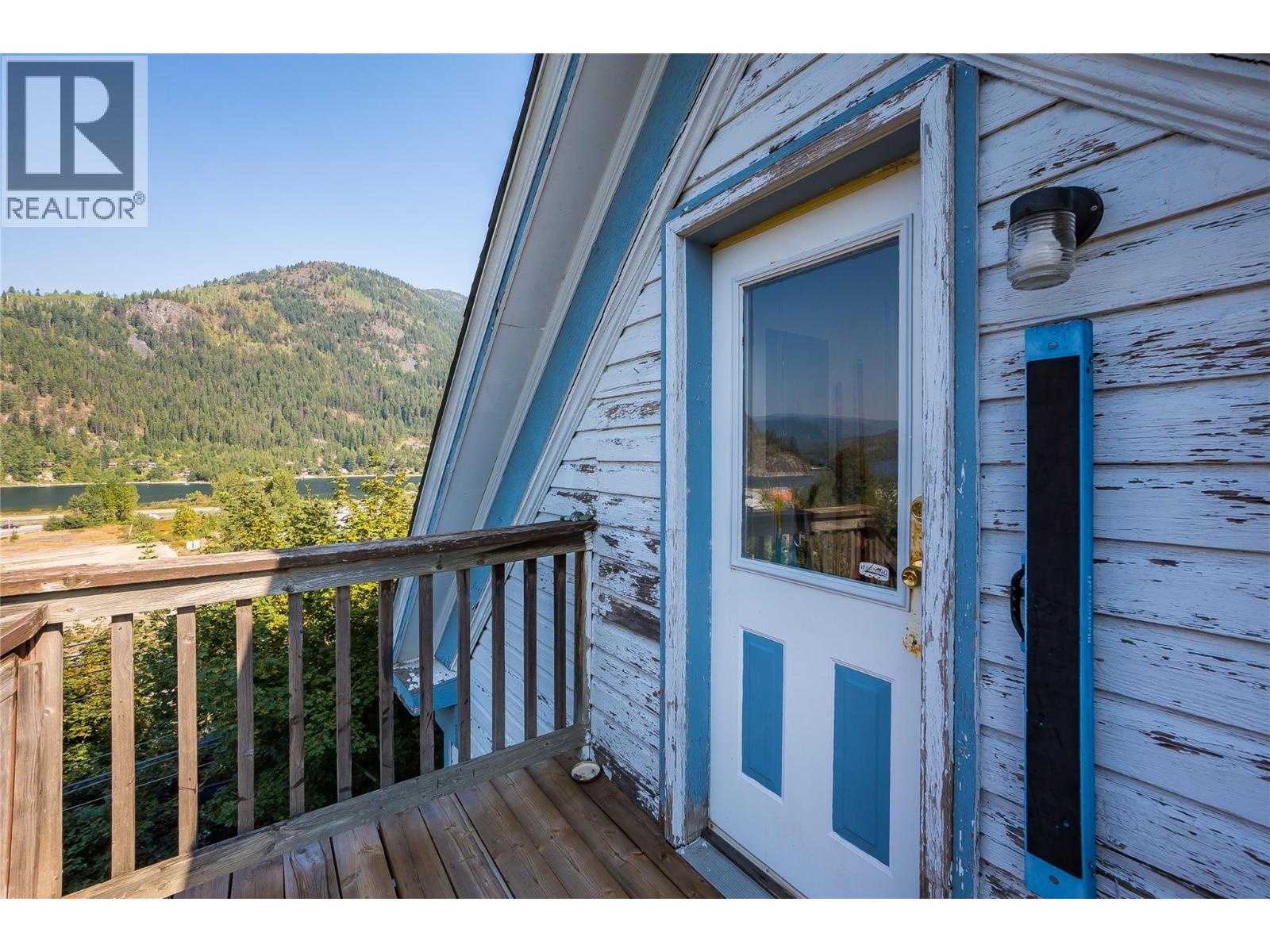 414 Falls Street, Nelson, British Columbia