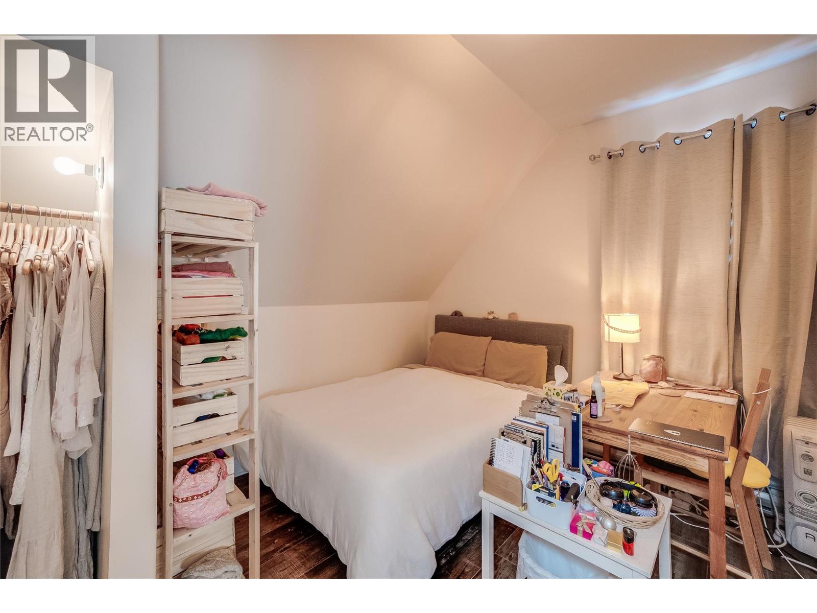 414 Falls Street, Nelson, British Columbia