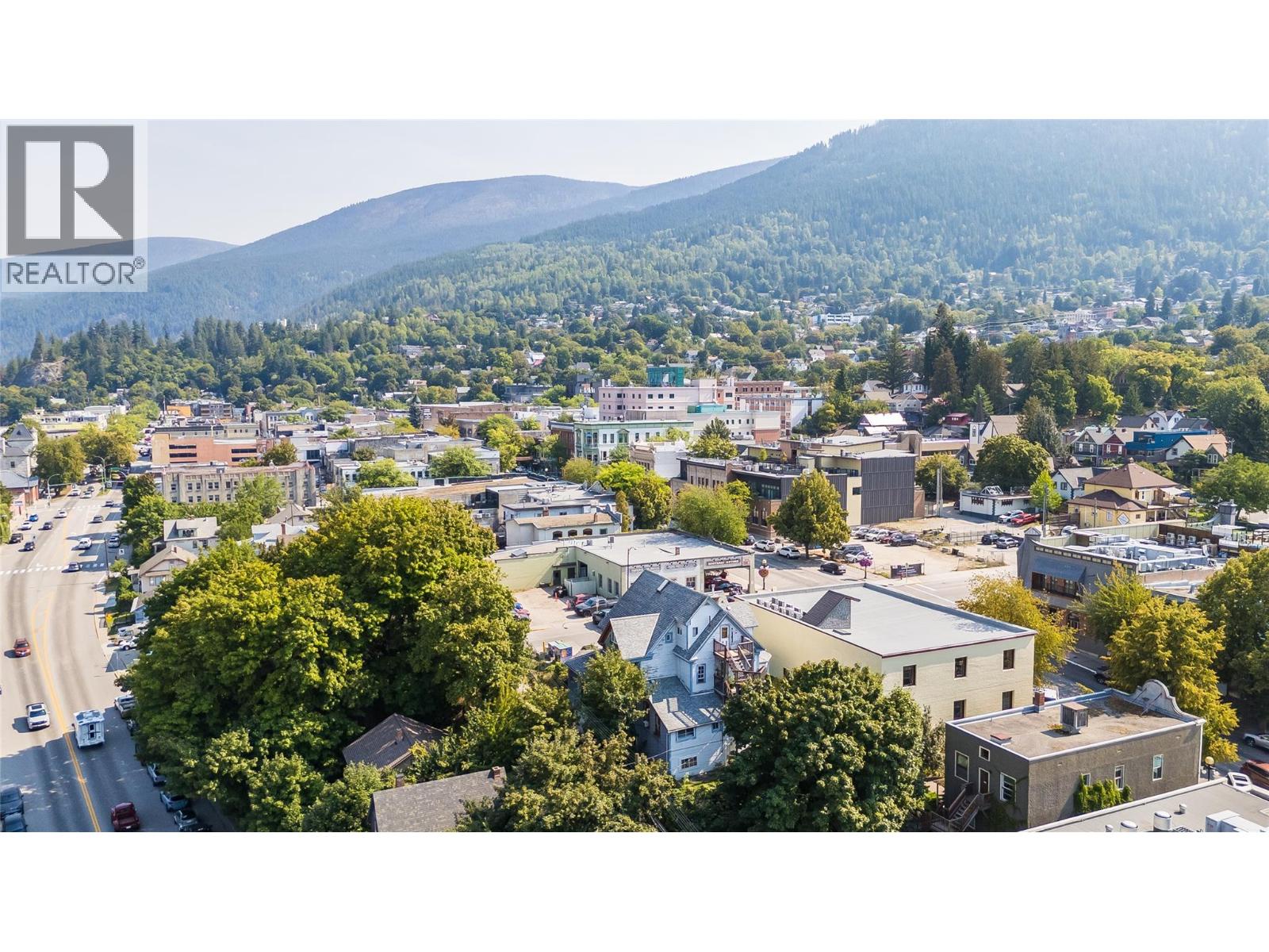 414 Falls Street, Nelson, British Columbia