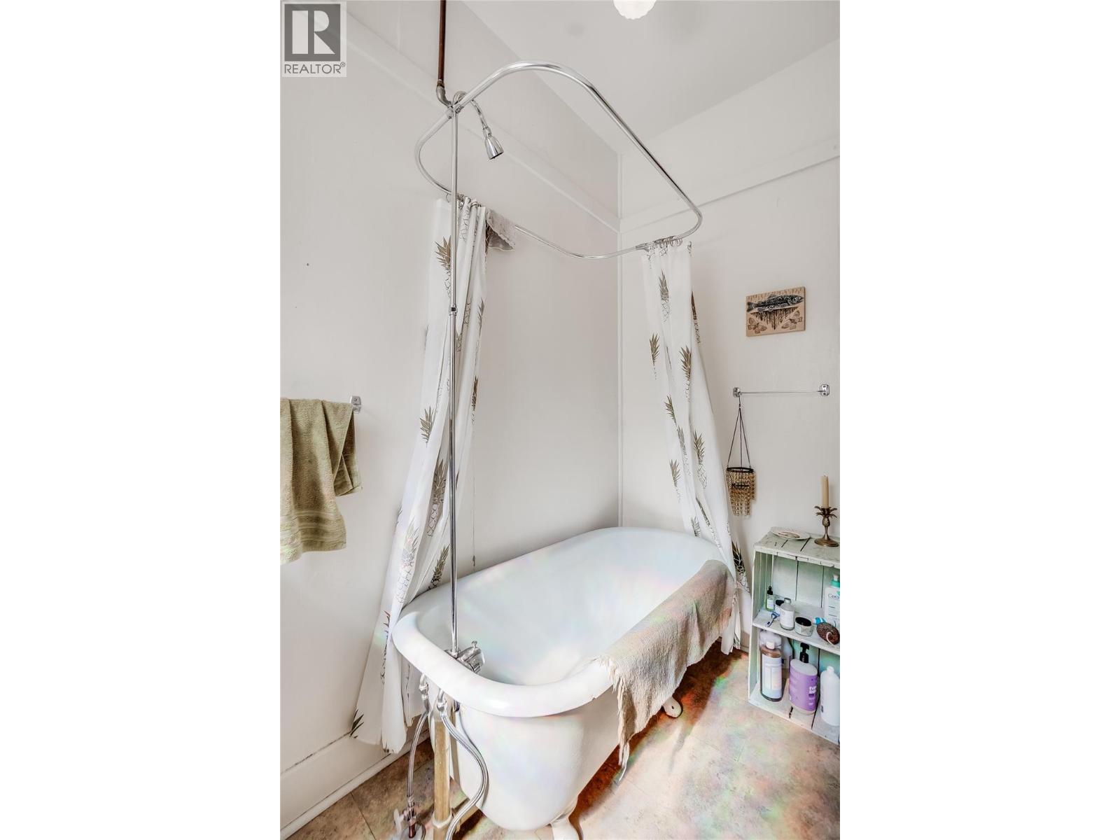 414 Falls Street, Nelson, British Columbia