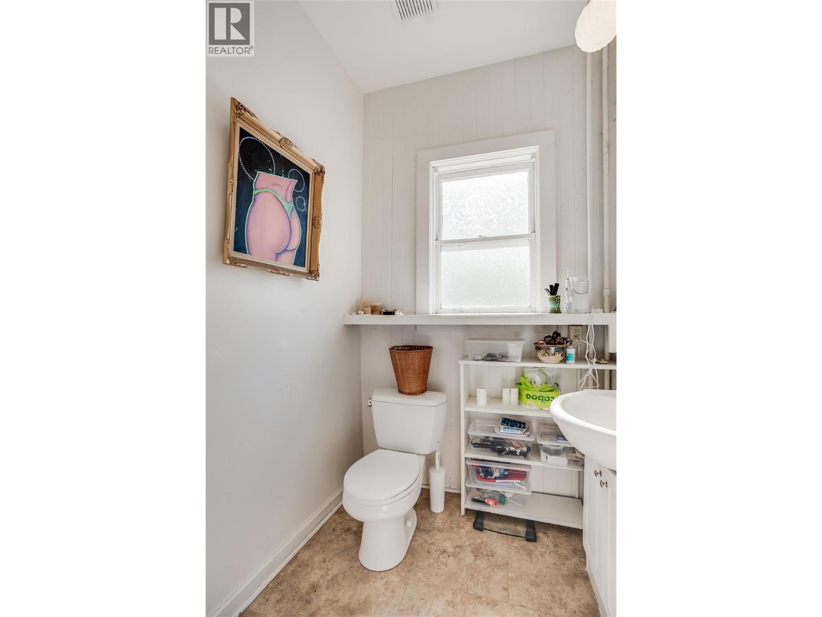 414 Falls Street, Nelson, British Columbia