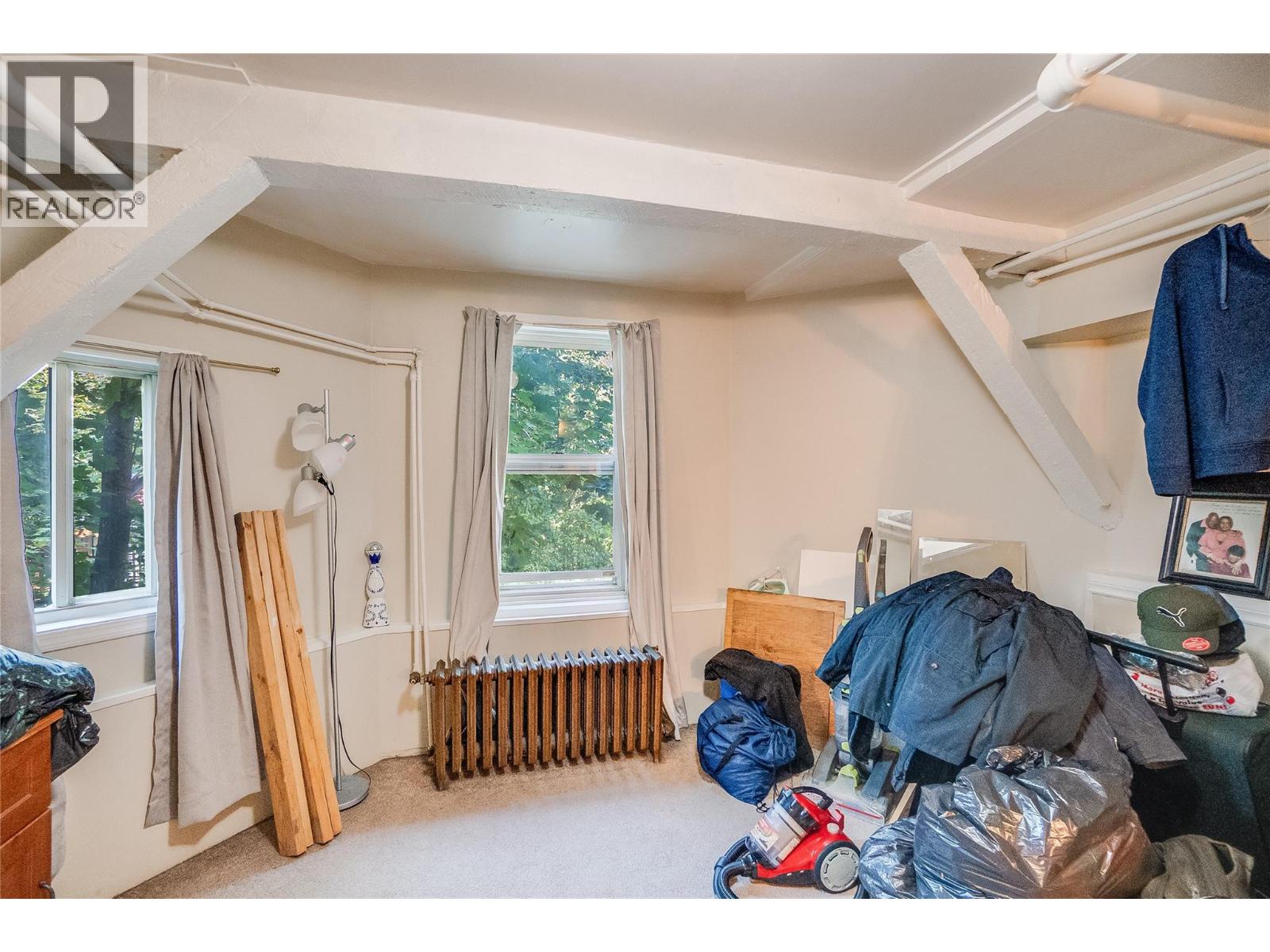 414 Falls Street, Nelson, British Columbia