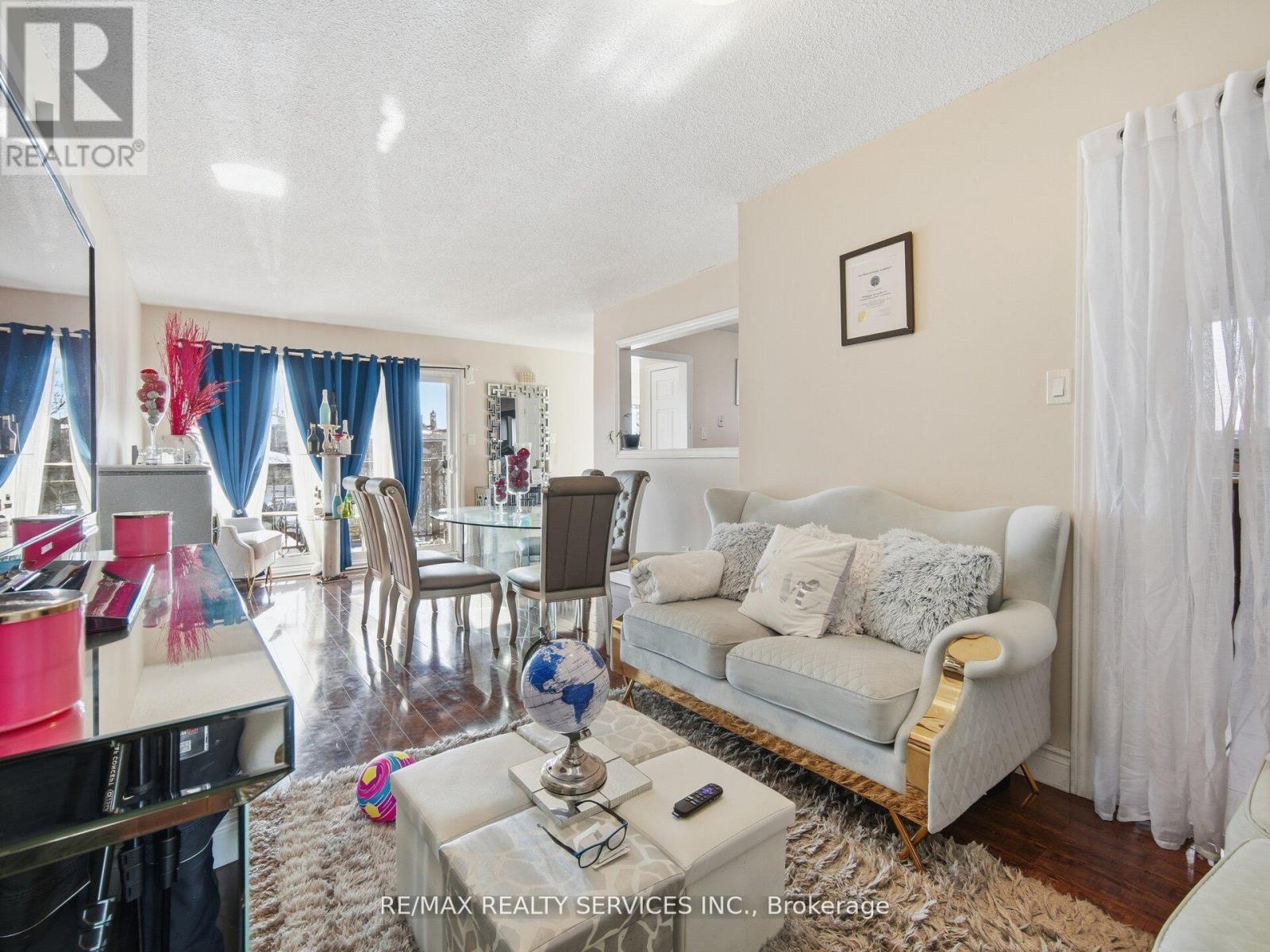 8 Deerpark Crescent, Brampton (brampton West), Ontario