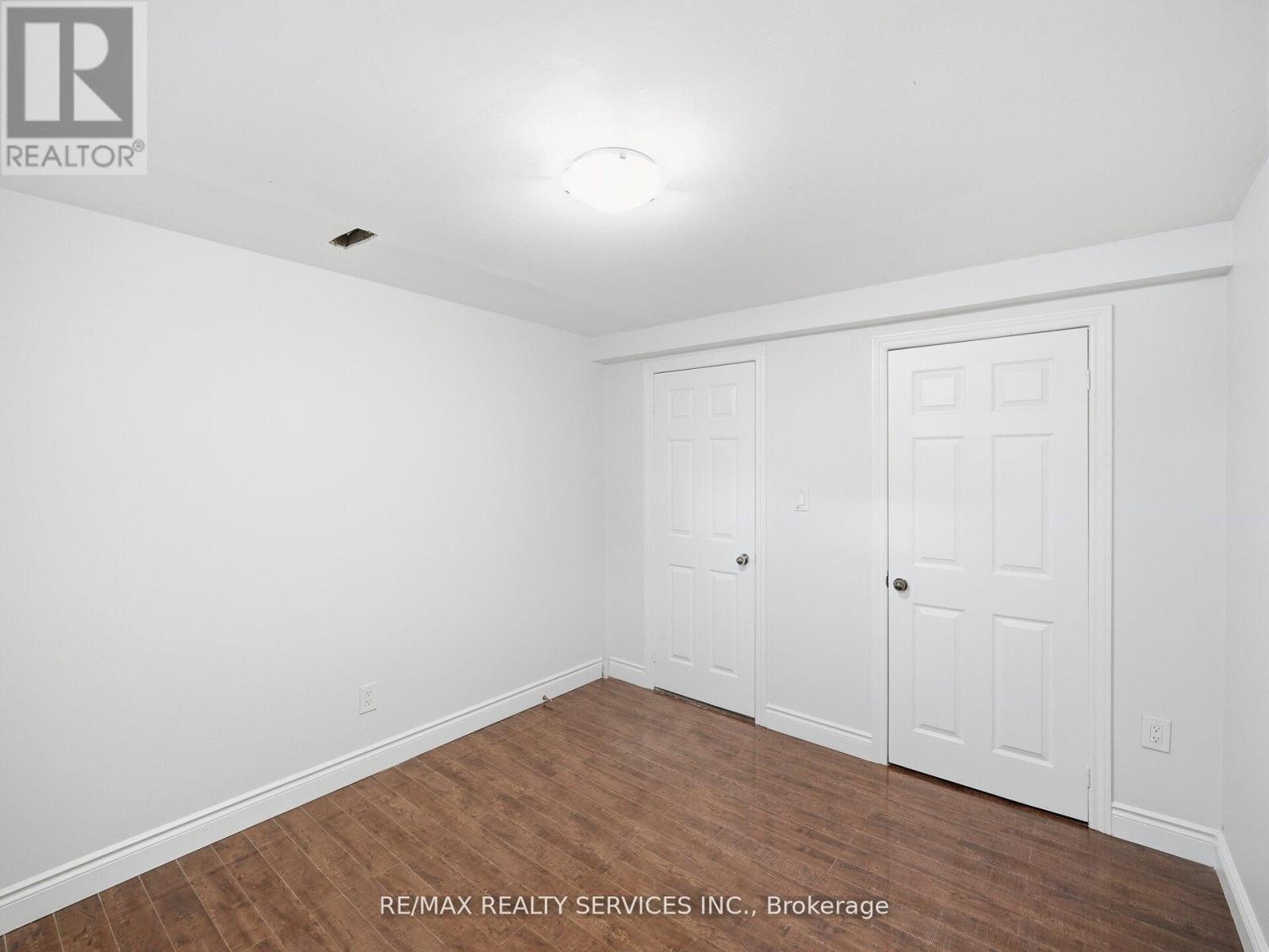 8 Deerpark Crescent, Brampton (brampton West), Ontario