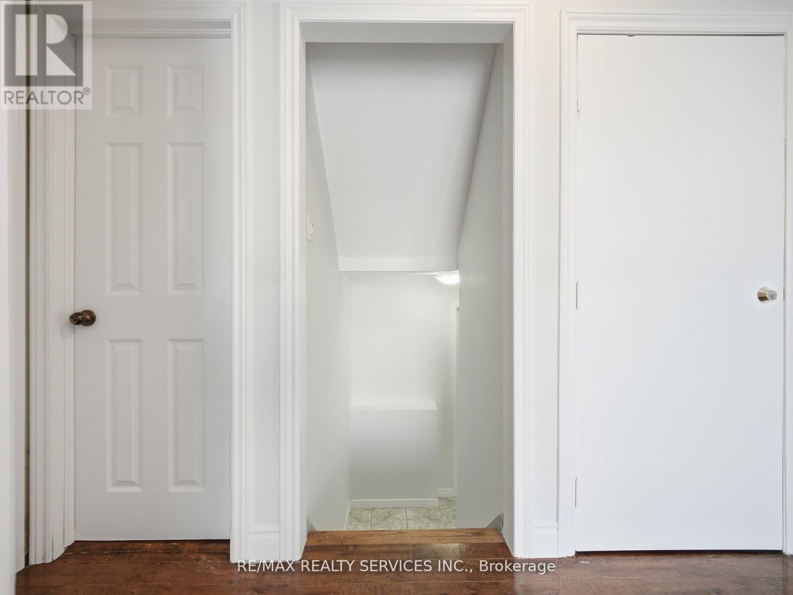 8 Deerpark Crescent, Brampton (brampton West), Ontario