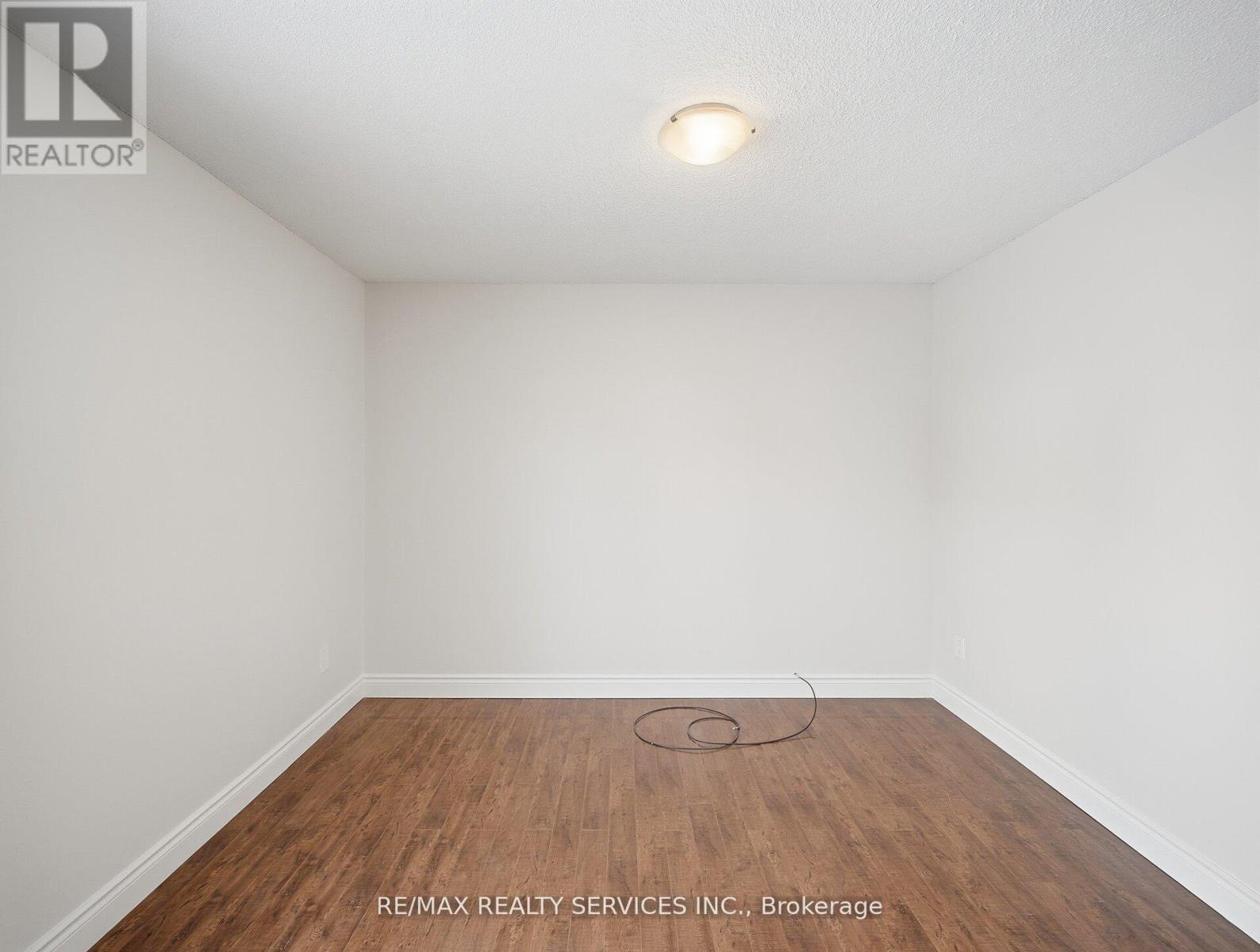 8 Deerpark Crescent, Brampton (brampton West), Ontario