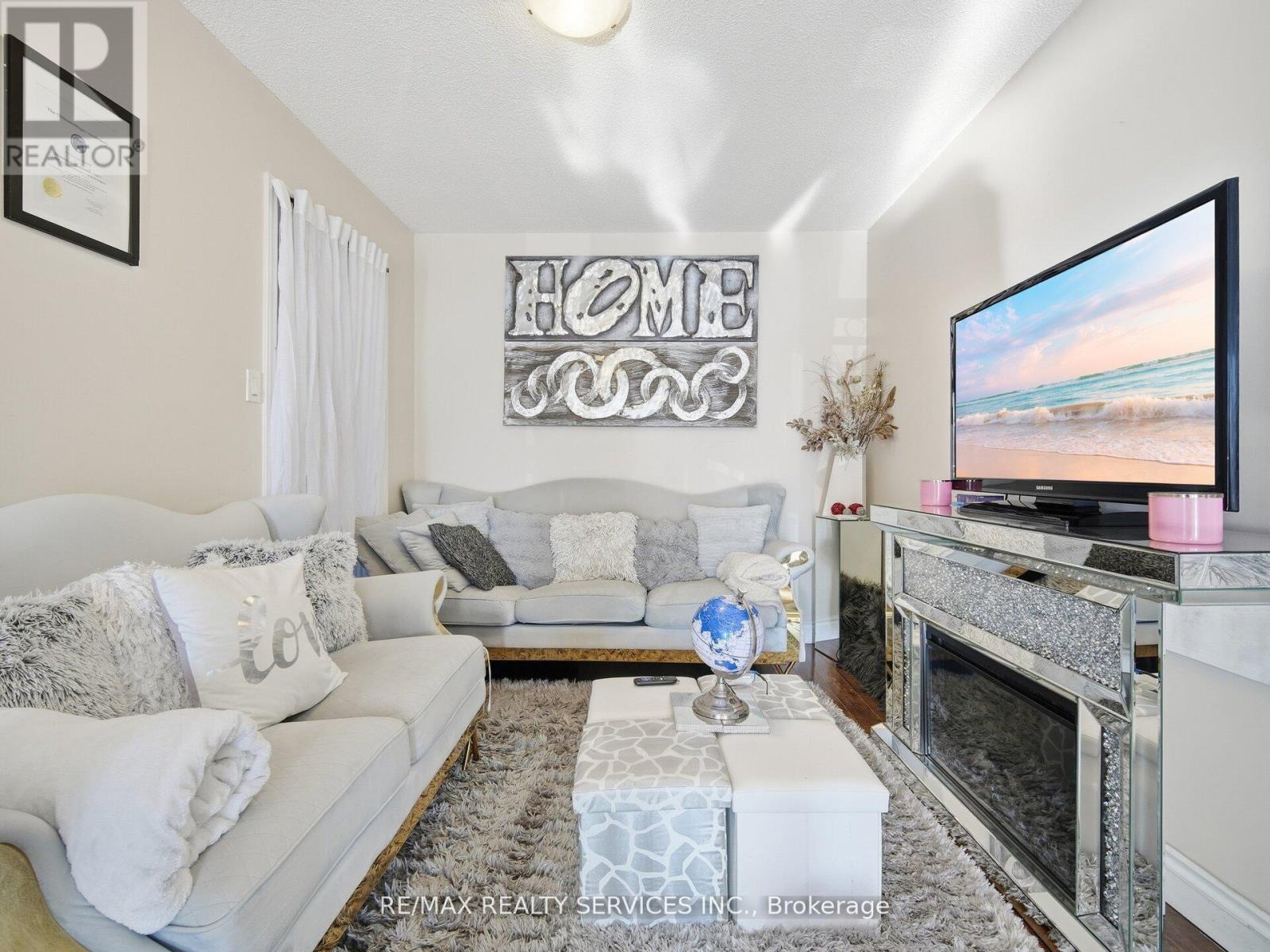 8 Deerpark Crescent, Brampton (brampton West), Ontario