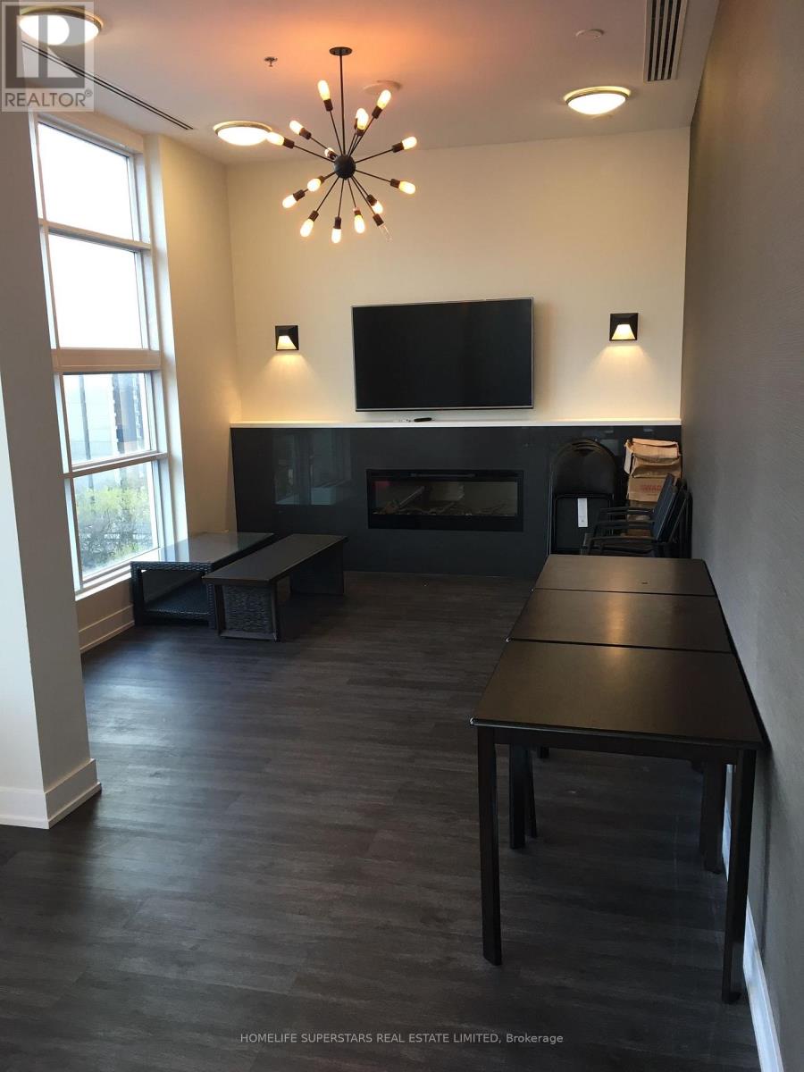 305 - 10 Willison Square N, Toronto (kensington-chinatown), Ontario